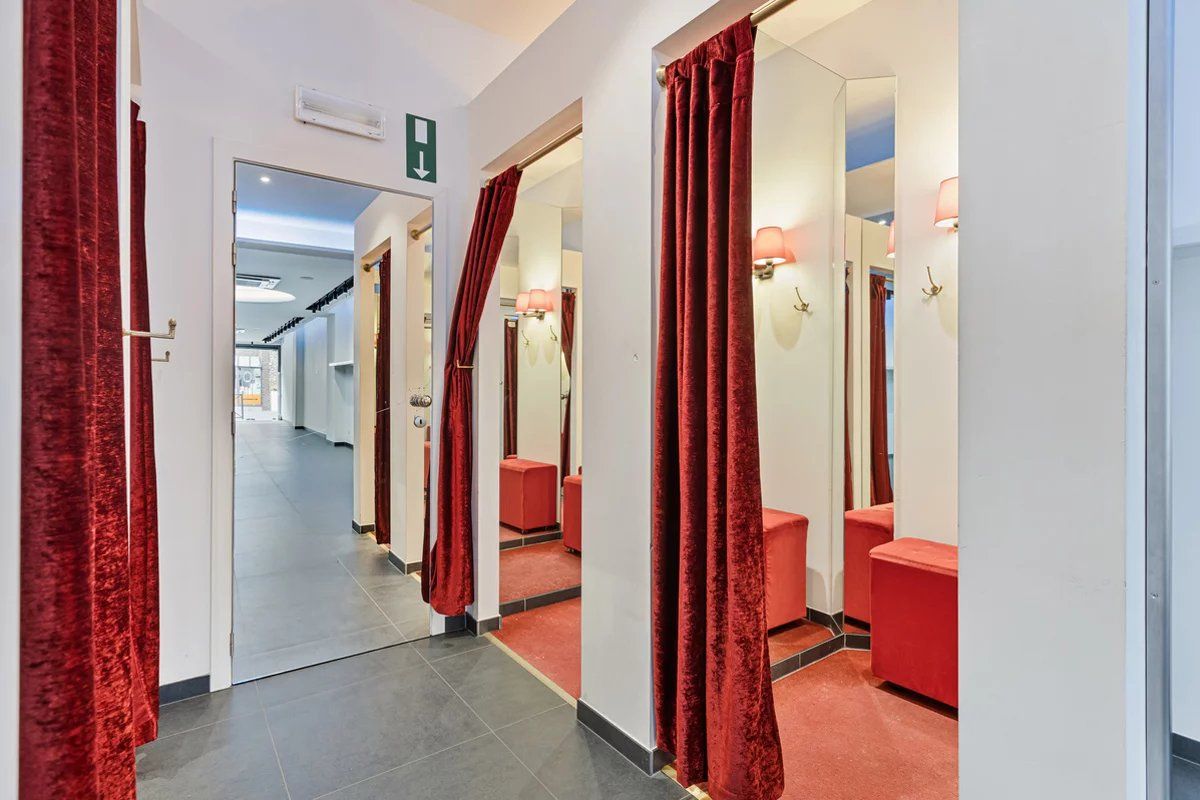 WINKELRUIMTE/KANTOORRUIMTE (MET OPTIE WOONST) VAN 223M2 IN CENTRUM BILZEN foto 6