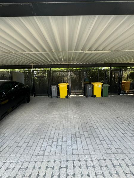 Recent, luxe, 2 slk app met zonnig terras en carport foto 13