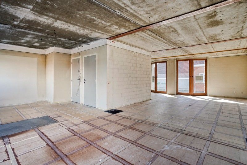 Ruime eigendom met tal van mogelijkheden TE KOOP nabij het centrum van DESSELGEM! foto 18