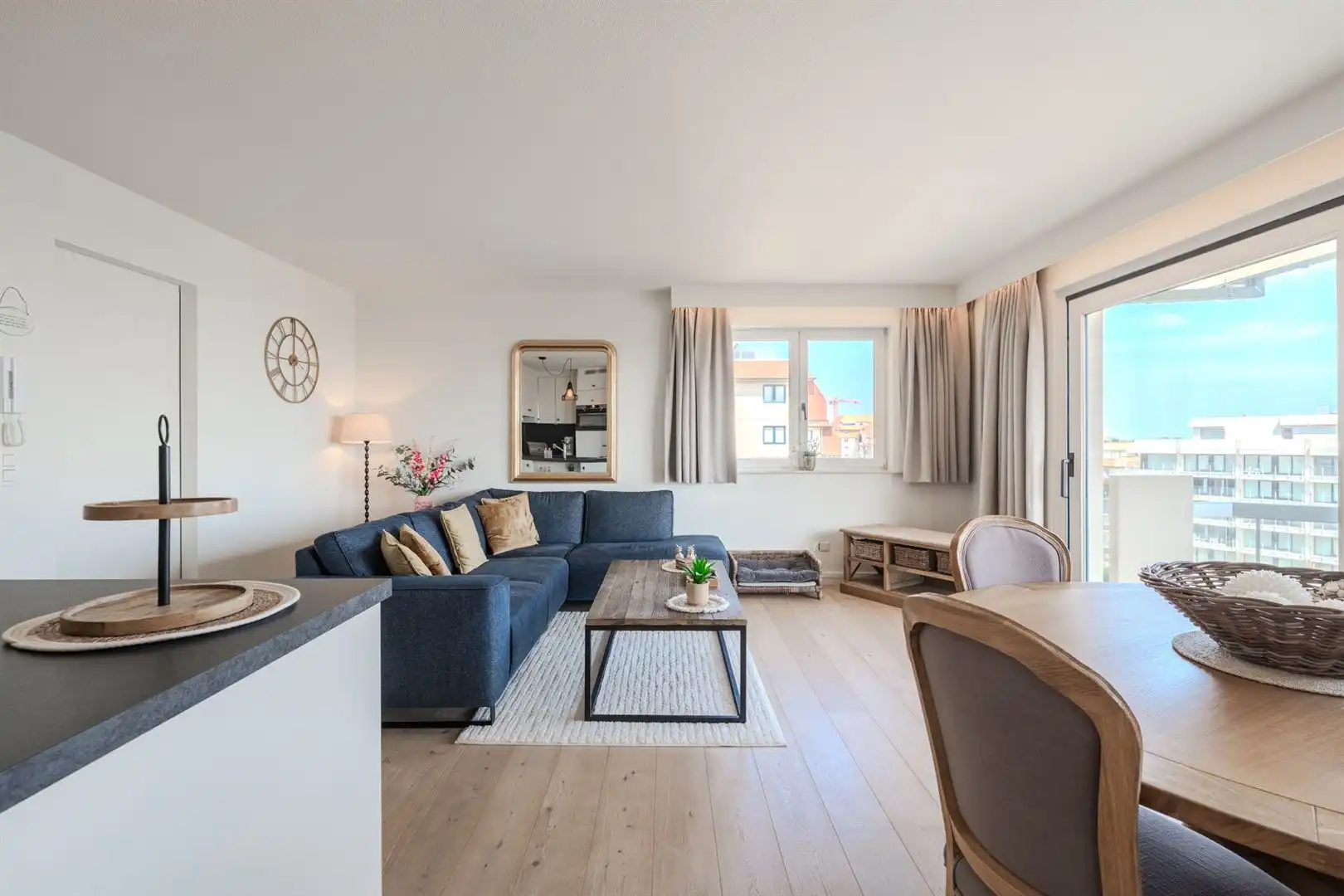 Uniek afgewerkt appartement zongericht in perfecte staat foto 5
