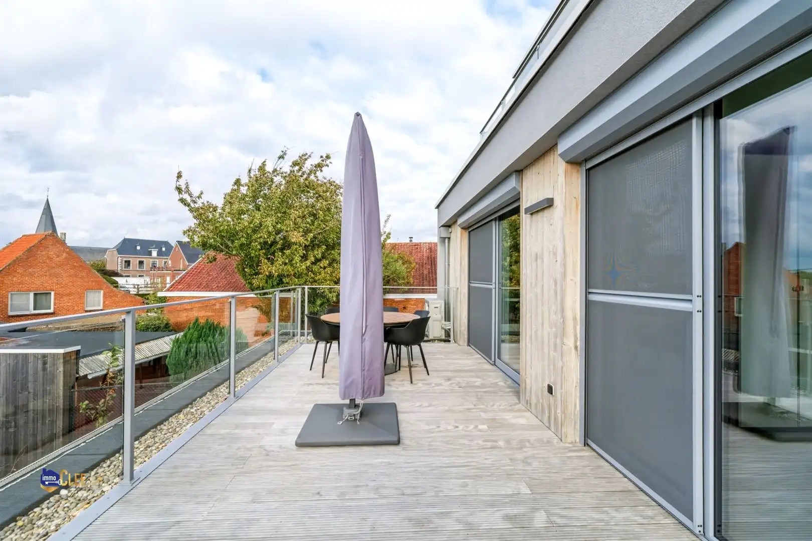 Lichtrijk en luxueus appartement met terras in het rustige Brustem foto 9
