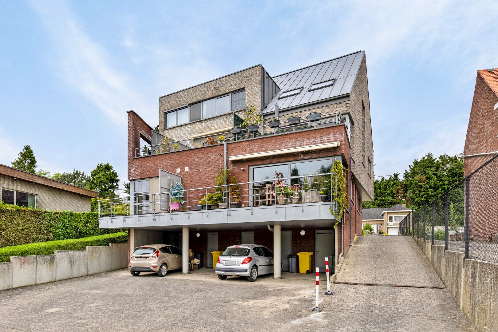 Goed gelegen 2-slaapkamerappartement met berging , terras en staanplaats - EPC 139 kWh/m² - bewoonbare oppervlakte 109 m²  foto 20