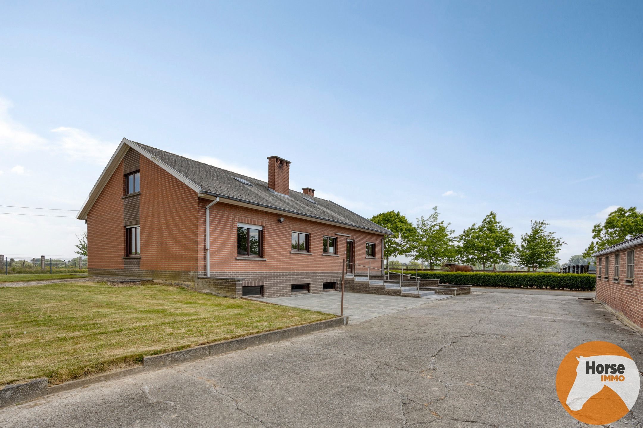 WOUBRECHTEGEM - Charmante woning met 2 loodsen op 1,61 ha  foto 36