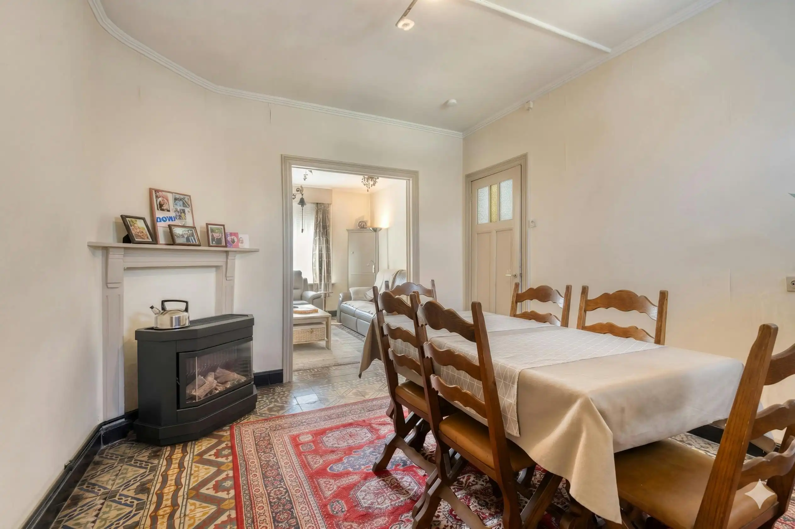 Te renoveren woning met leuke stadstuin in centrum Drongen foto 5