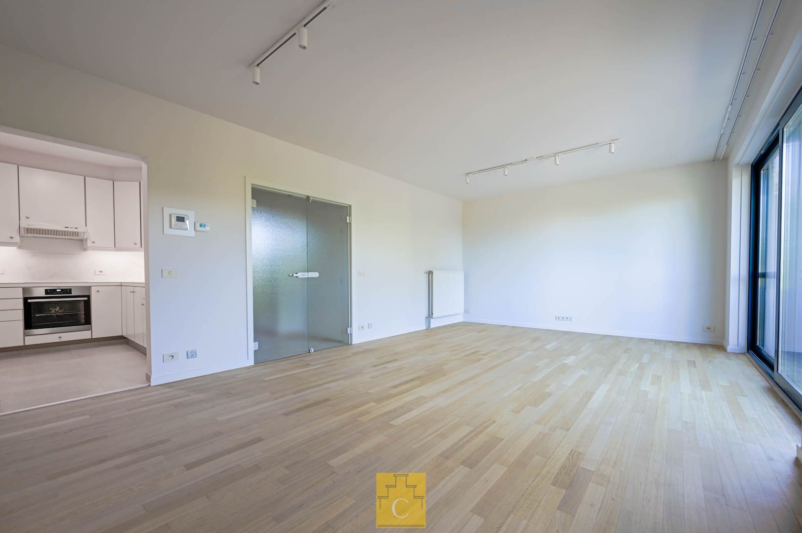 mooi APPARTEMENT met terras  – sublieme ligging te Kristus Koning (Scheepsdalelaan), zicht op Ezelpoort en Stil Ende foto 4