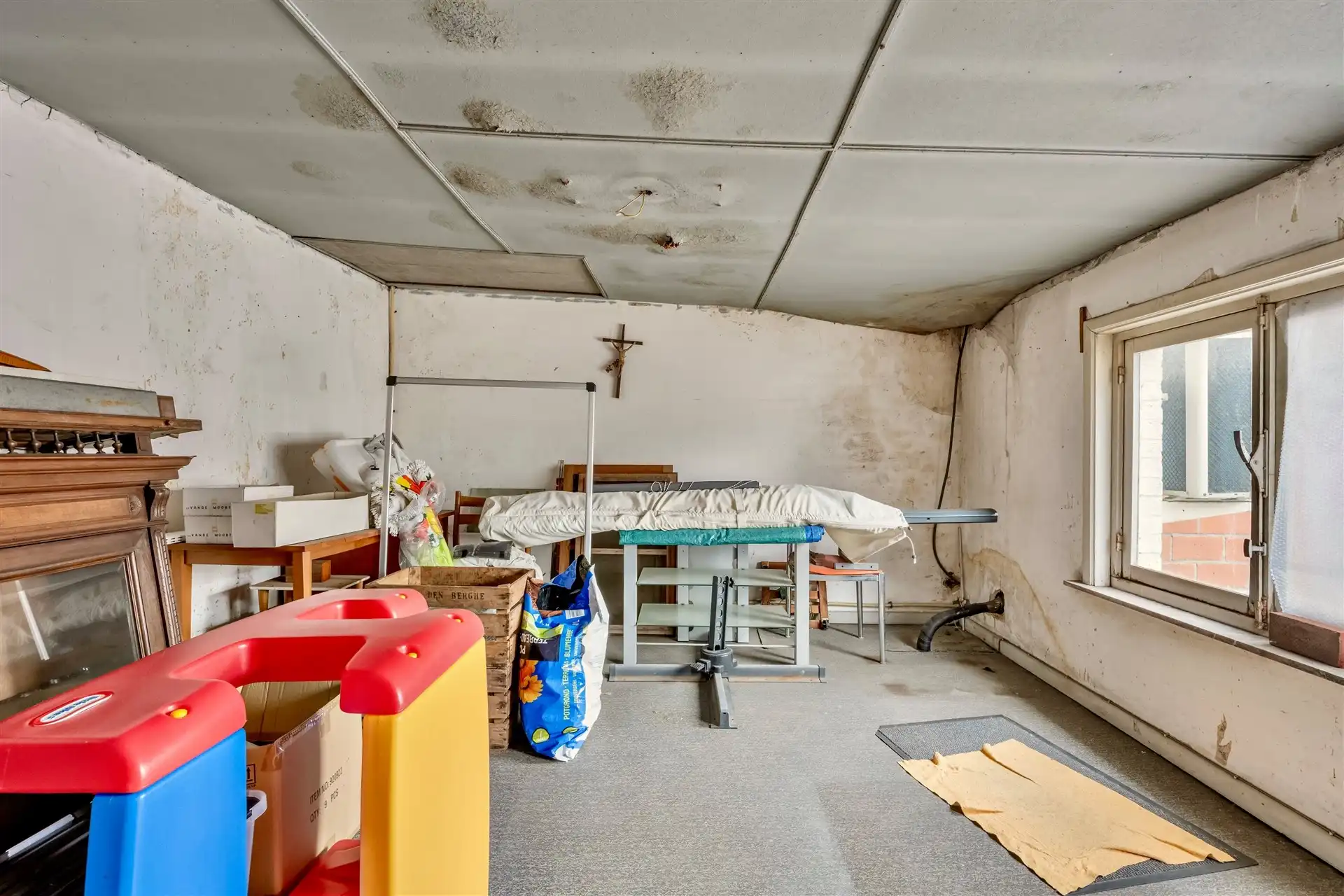 Veelzijdig handelspand met woongelegenheid op toplocatie foto 28