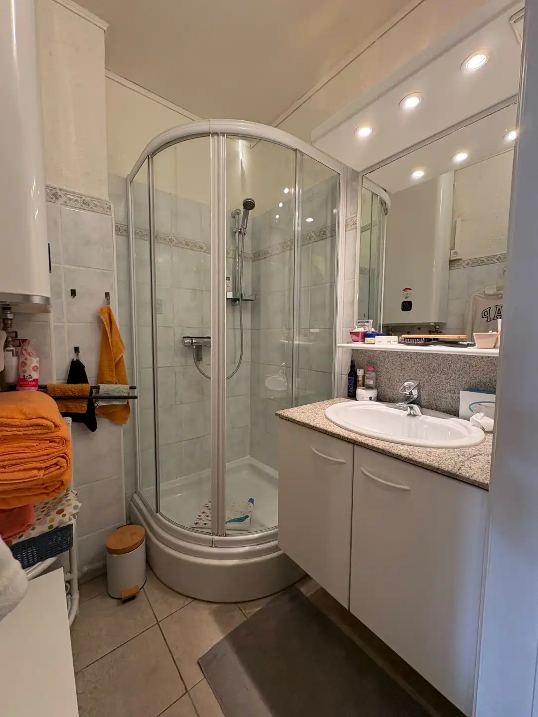 Te koop: verzorgd en zonnig appartement vlak bij zee foto 15