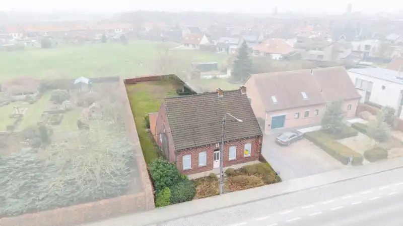Roeselare-Hoogleedsesteenweg. Bouwgrond van +/- 875m2, sloop -en wederopbouw kan aan 6% btw onder voorwaarden. Ideaal voor VILLABOUW, PRAKTIJK, KANTOOR... op topligging. Goede passage! foto 11