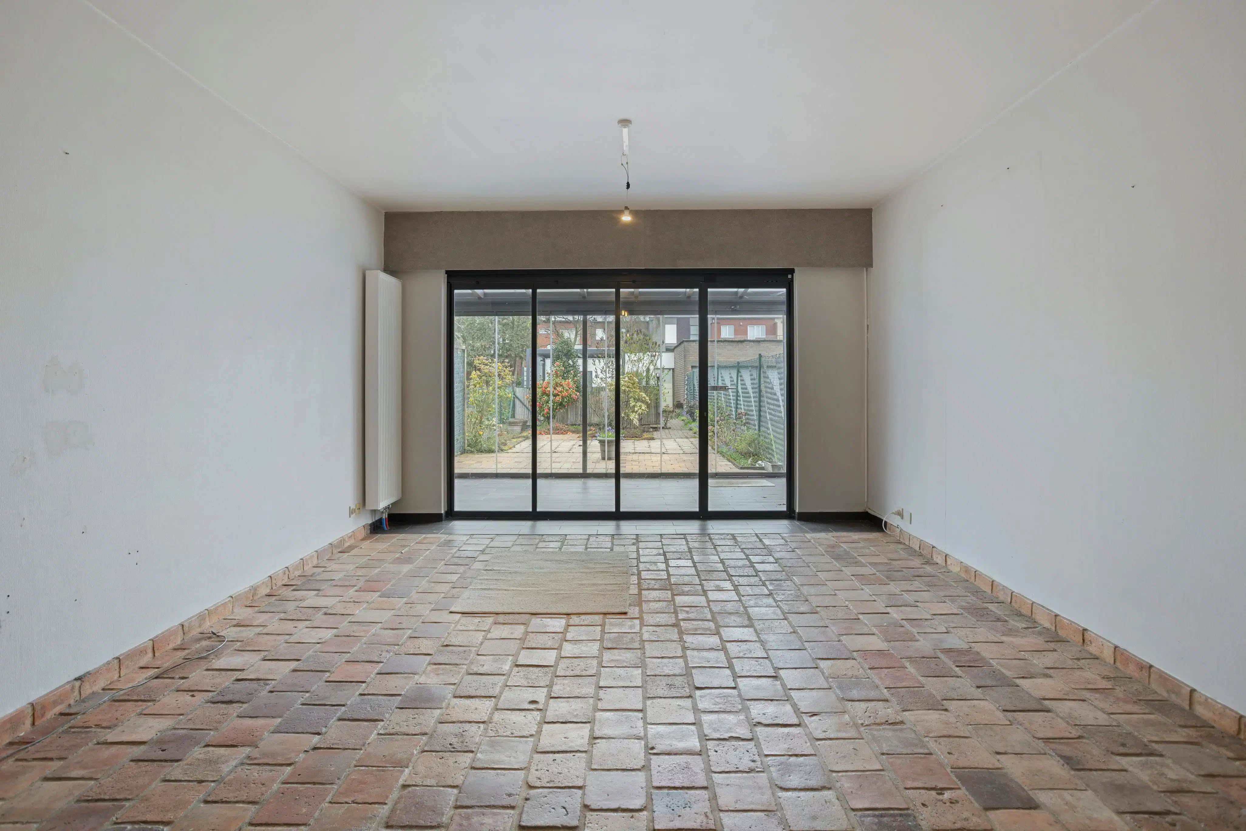 Gelijkvloers appartement te koop vlakbij het centrum van Aartselaar foto 2