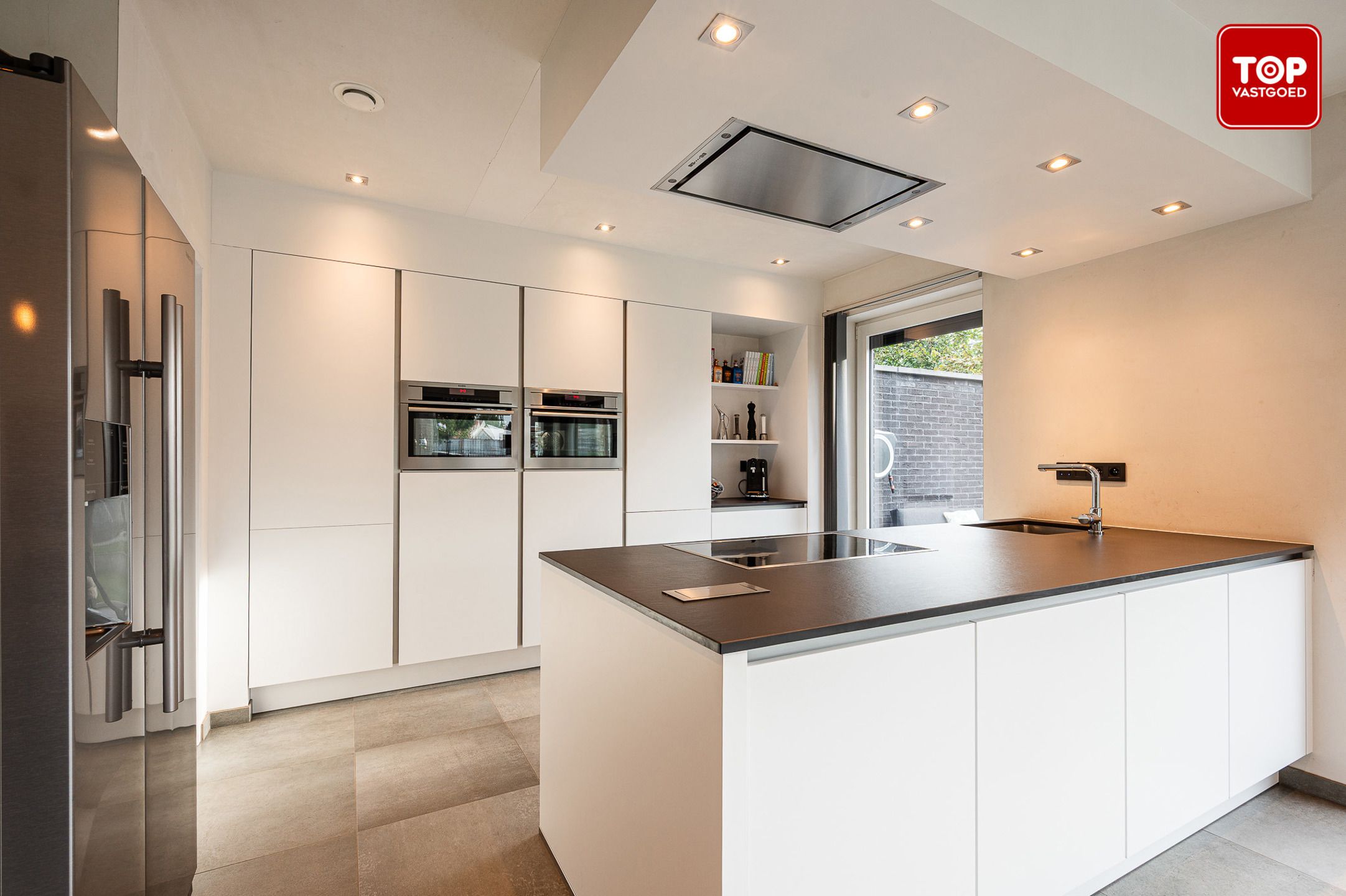 Instapklare woning (2016)  met 4 slaapkamers en tuin in residentiële wijk foto 13