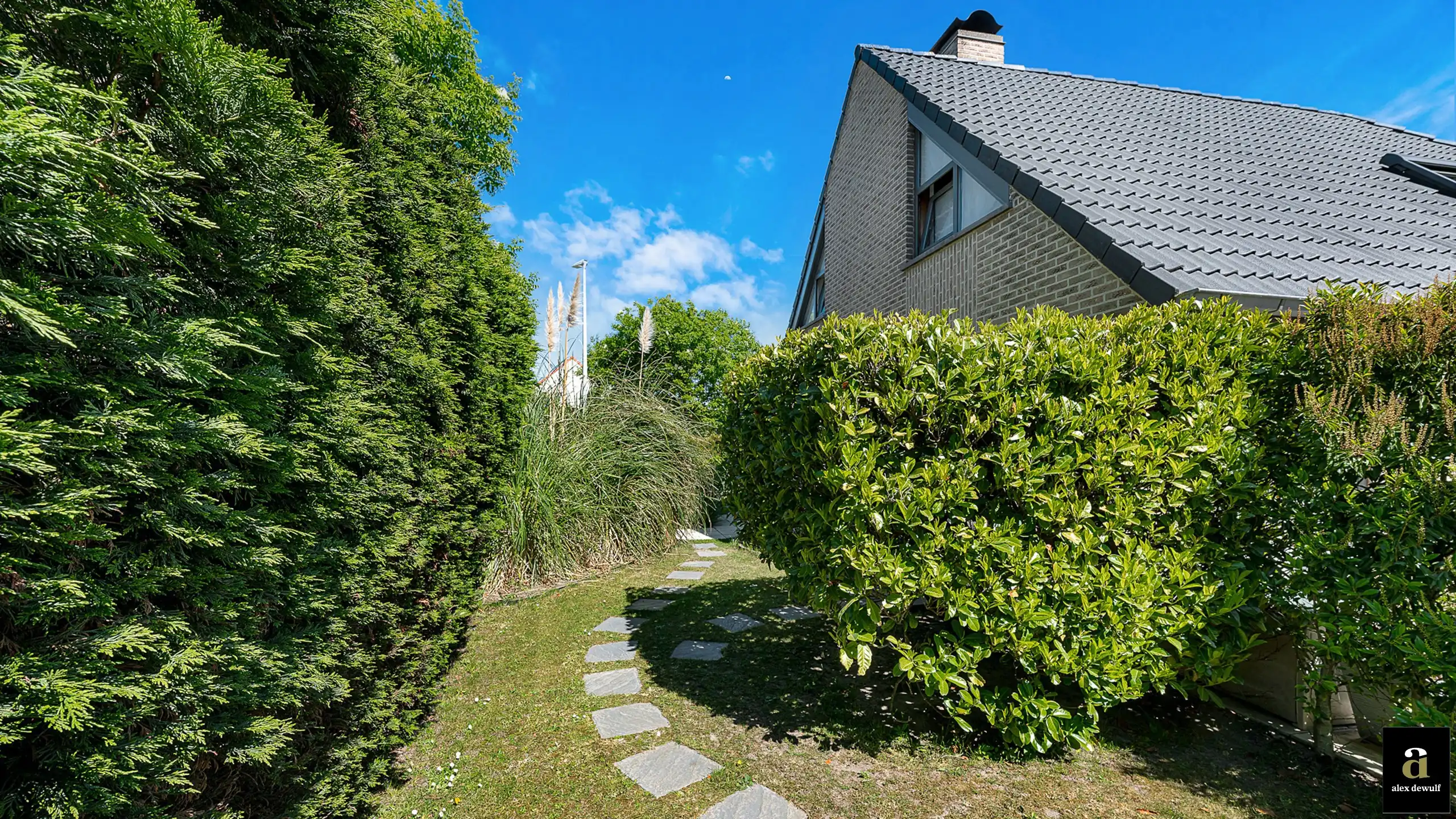Alleenstaande villa op zonnig hoekperceel [Asterstraat]. foto 15