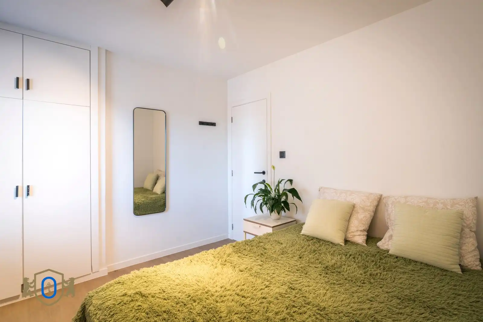 Instapklaar 1-slpkr appartement met terras foto 21