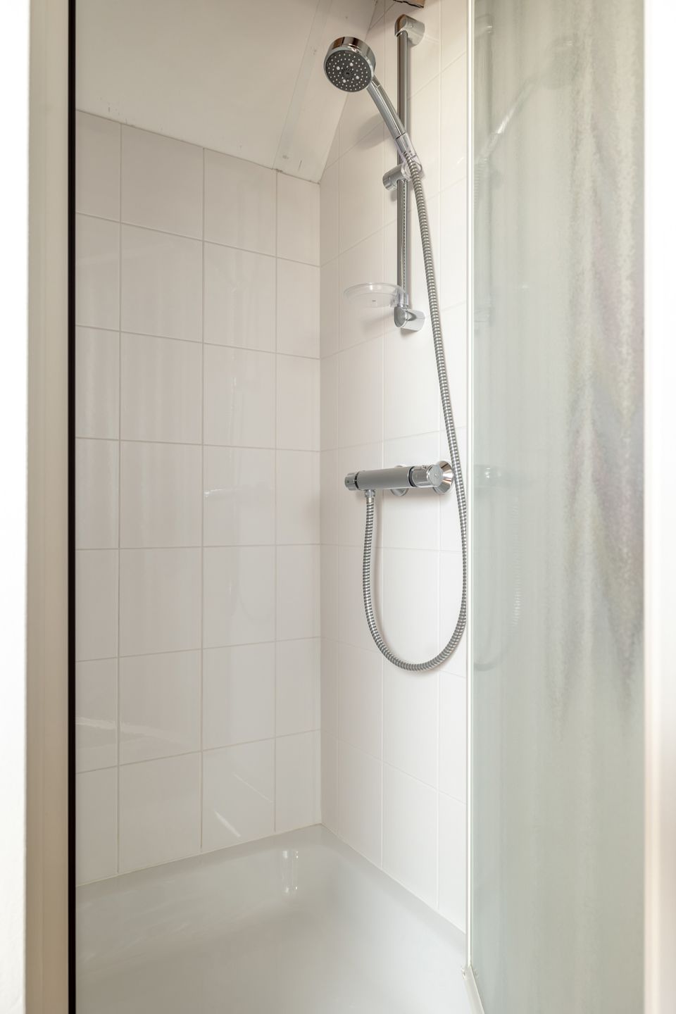 Ruim duplex-penthouse met 4 slpk, 2 (dak) terrassen en vrij uitzicht te Hoogstraten! foto 32