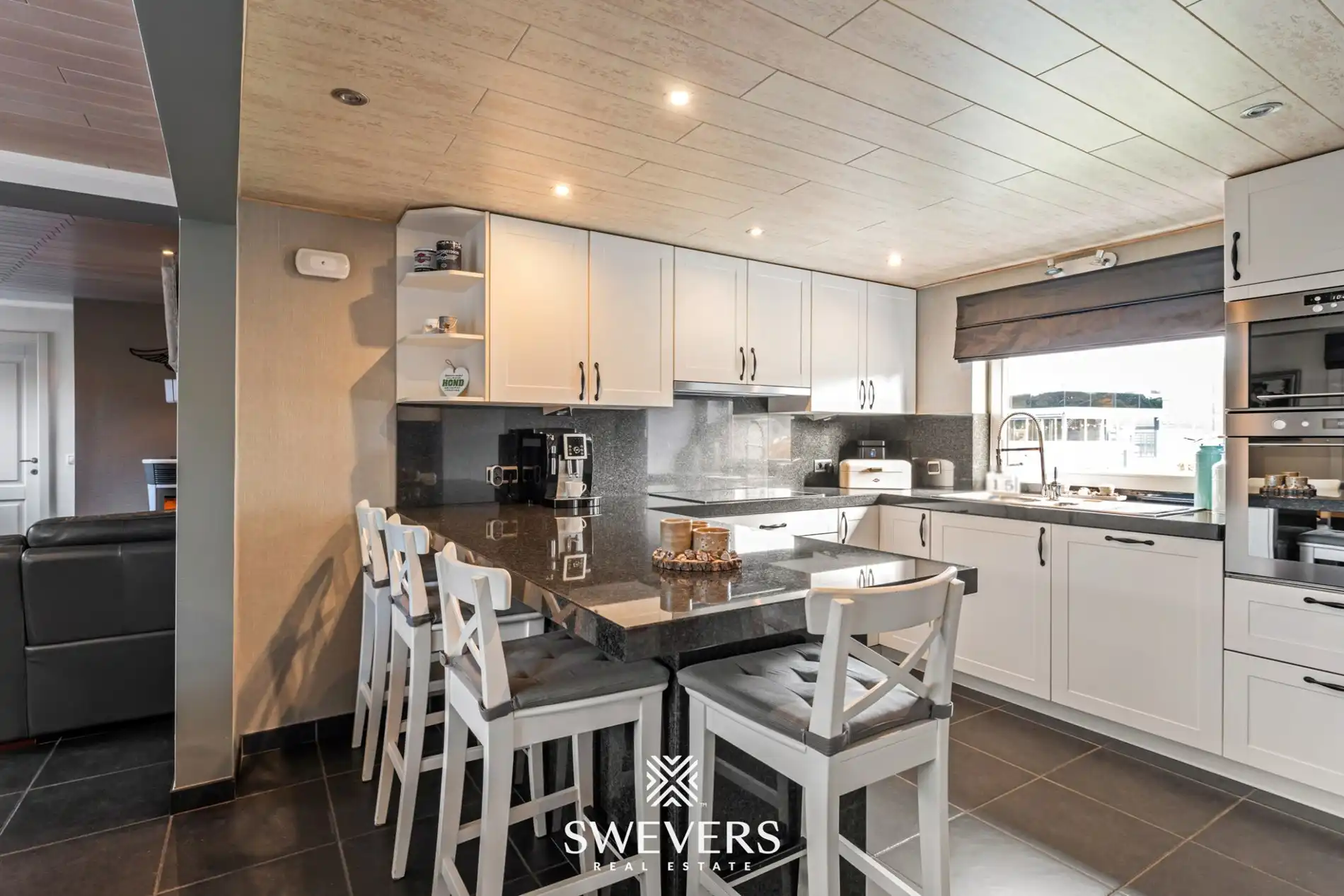 Gelijkvloerse, instapklare woning met grote tuin op rustige locatie te Koersel foto 7