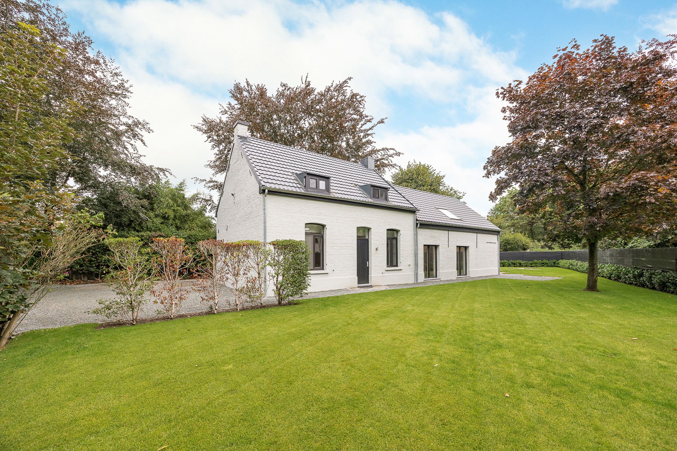 Volledig gerenovereerde hoeve op achterliggend perceel foto 28