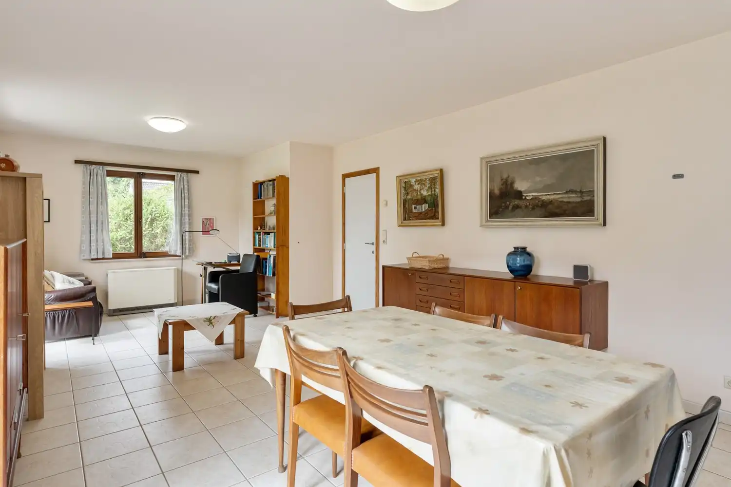 Goed en rustig gelegen woning met 2 slaapkamers, een garage en een tuin te Kessel-Lo! foto 9