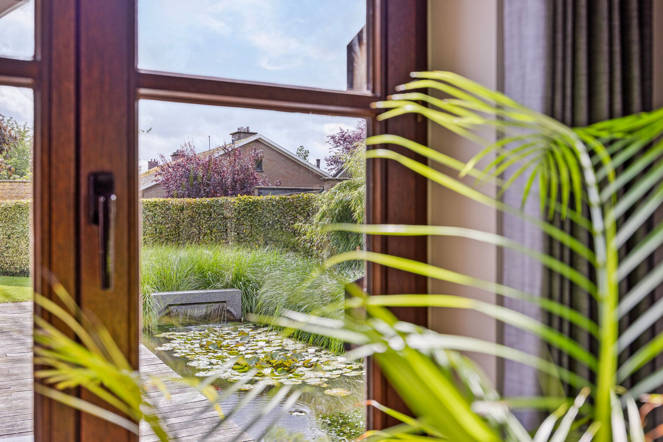 Unieke woning met schitterende tuin foto 8