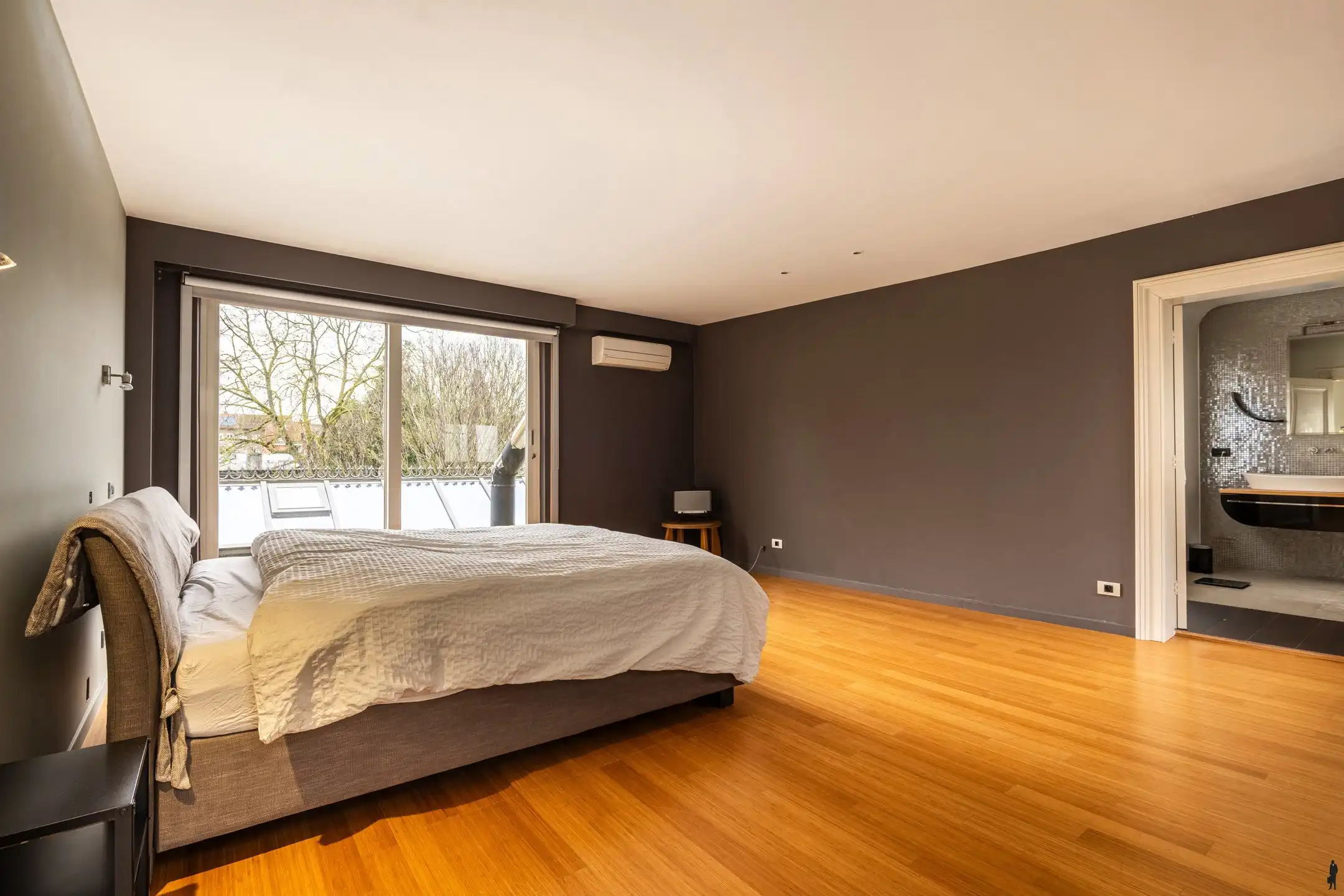 Gerenoveerd burgerhuis anno 1850 met binnentuin en patio foto 21