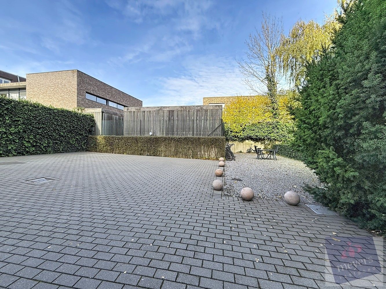 4 bovengrondse autostaanplaatsen in Hasselt foto 3