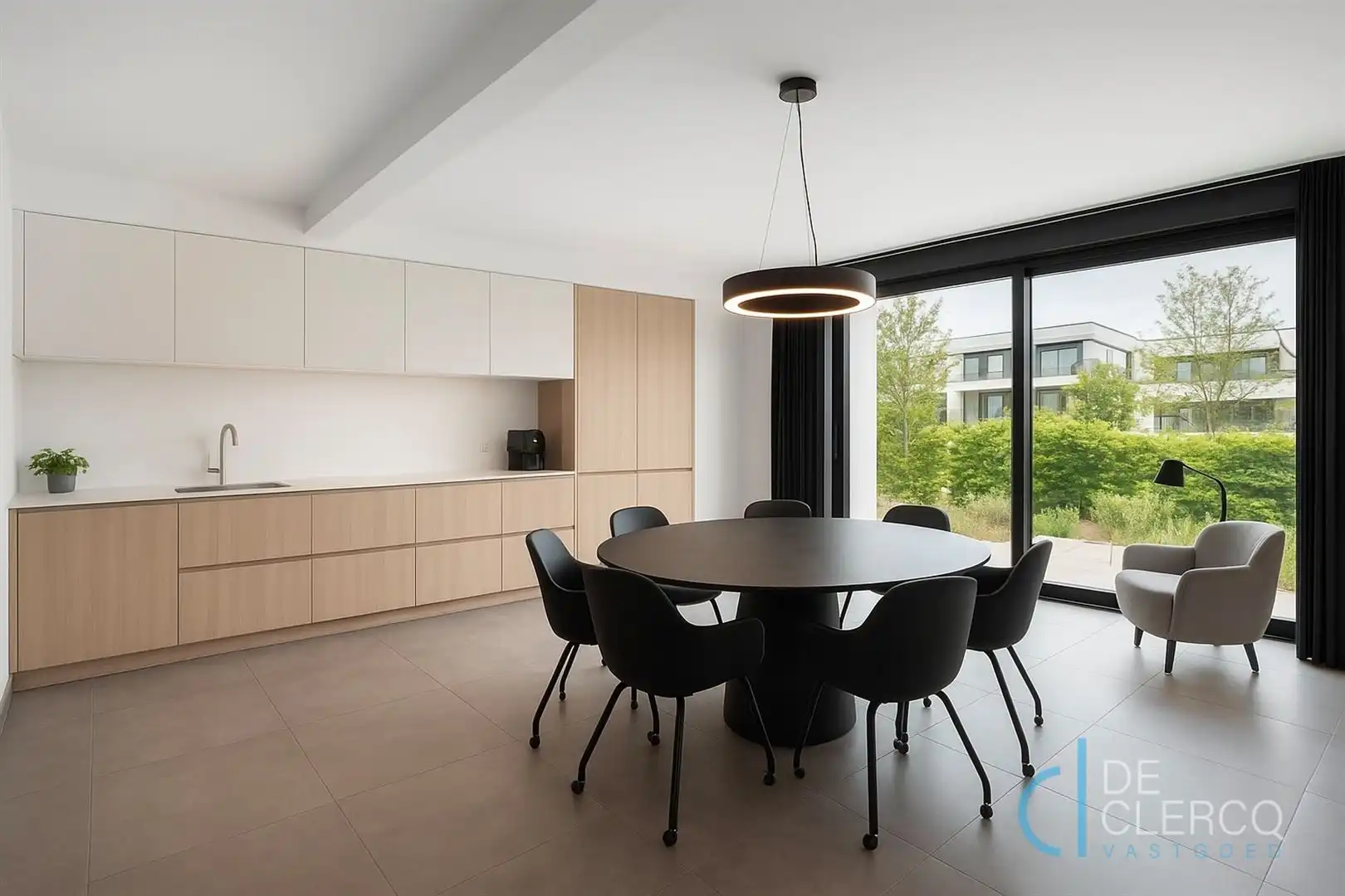 Gelijkvloers appartement met terras TE HUUR in Lochristi foto 5