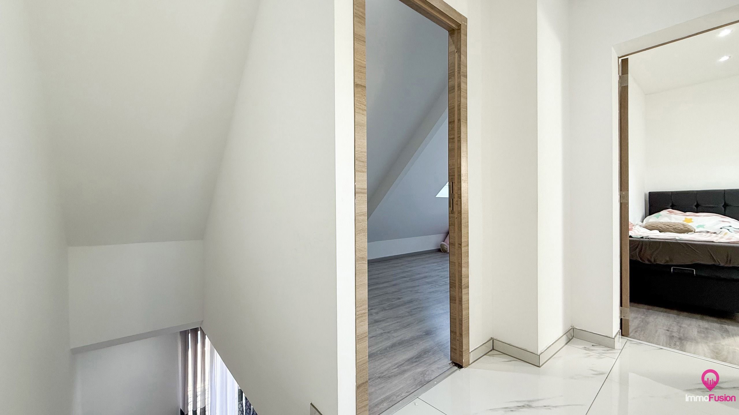 Instapklare woning met 5 slpks op riant perceel te Paal! foto 28