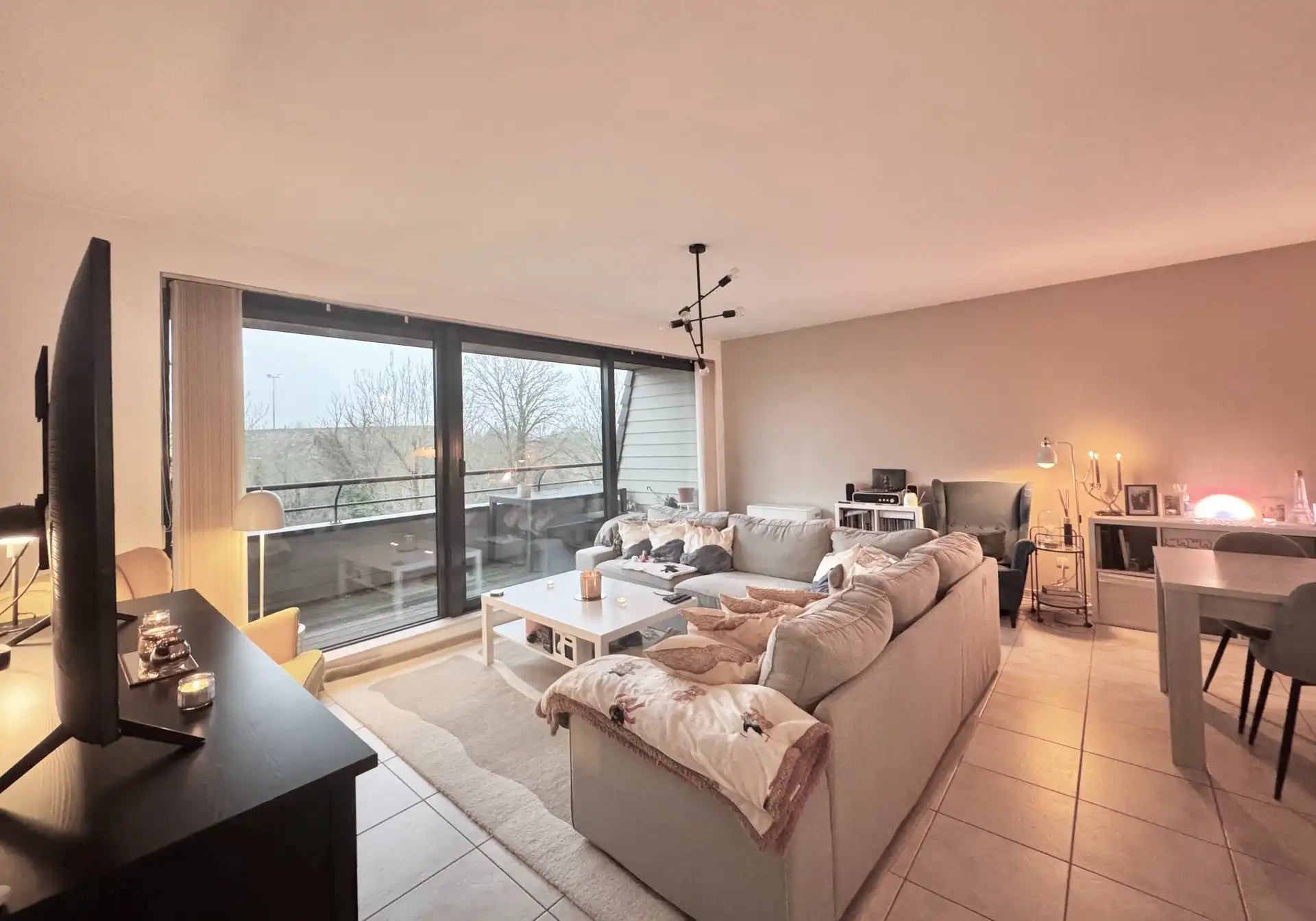 Appartement te huur foto 11