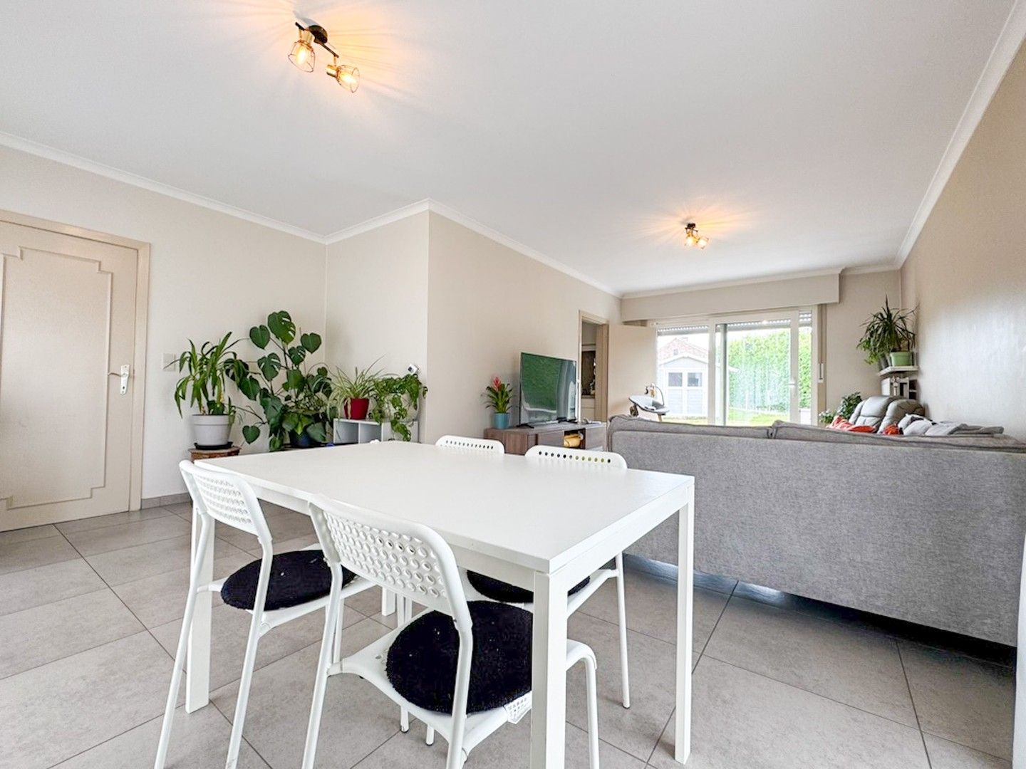 Halfopen woning met 4 slp op toplocatie! foto 7