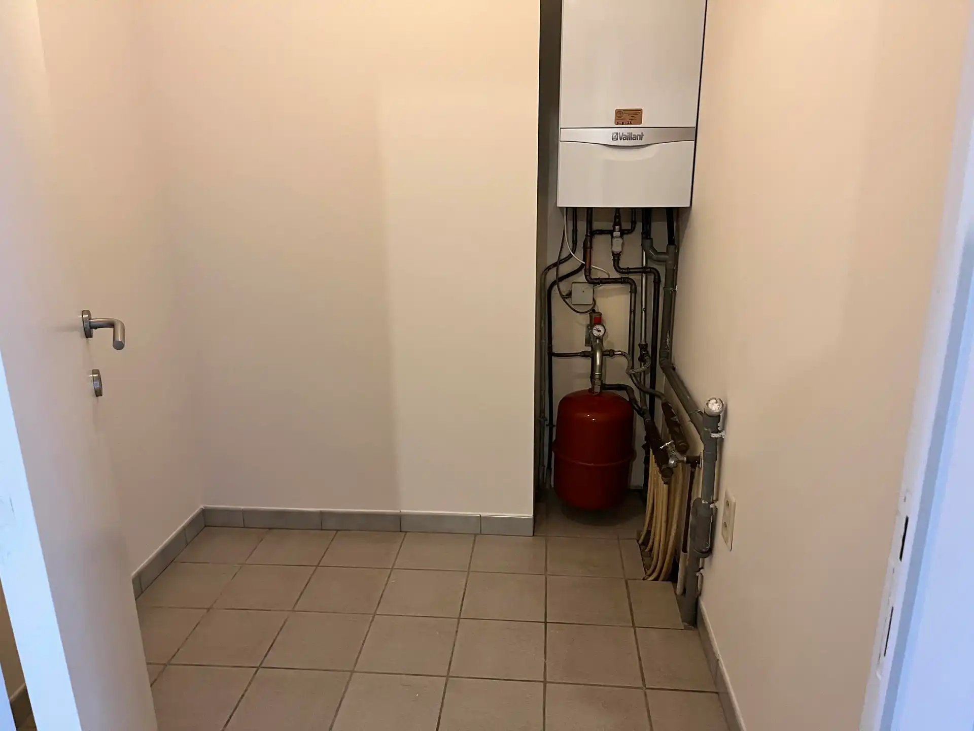 Gezellig 2 Slpk appartement met een ruim terras + garagebox foto 14