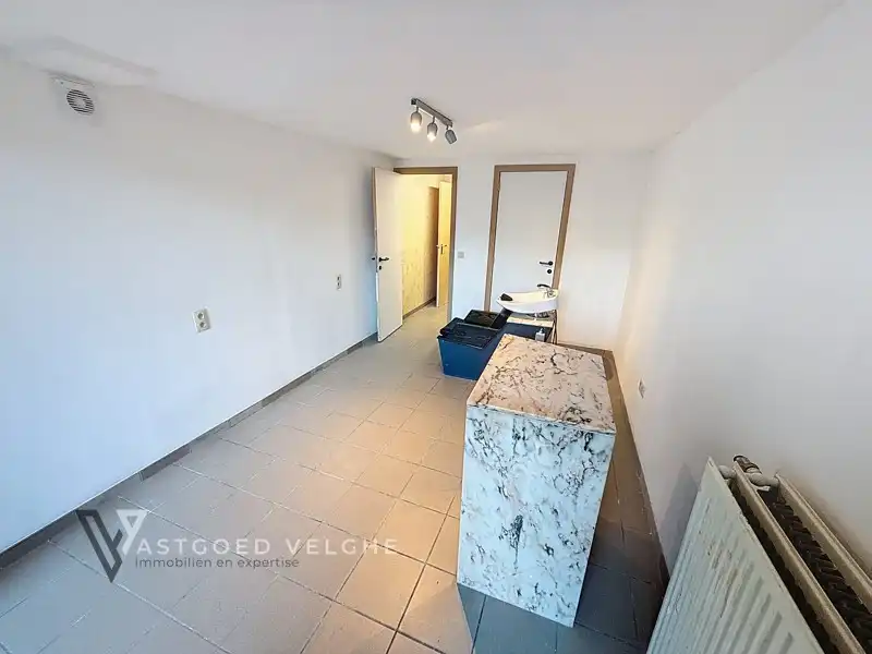 🌿 Goed onderhouden woning met 4 slaapkamers, grote garagebox/werkplaats & energiezuinige voorzieningen in Uikhoven foto 32