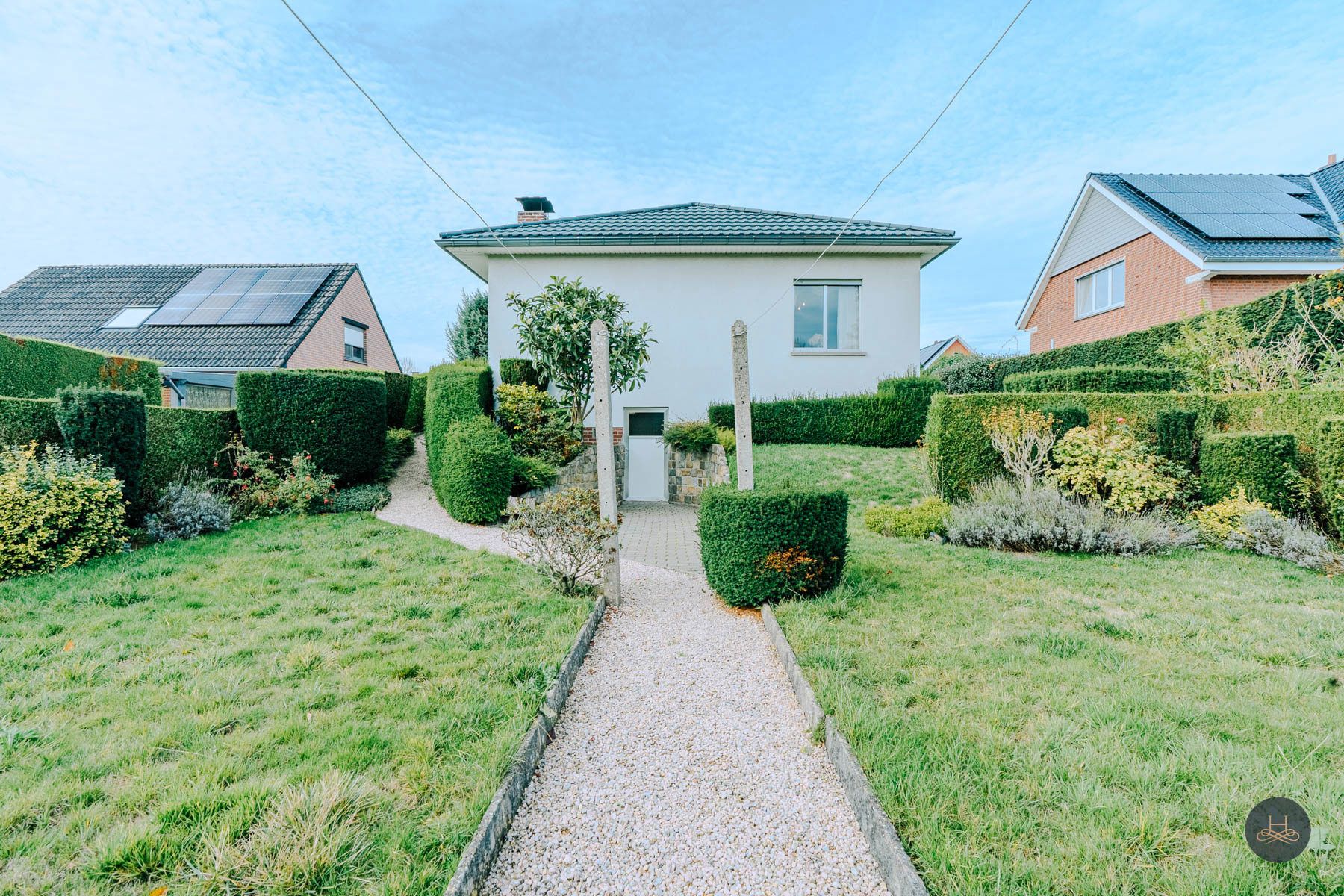 Rustig gelegen woning met kelderverdieping, garage en tuin foto 3