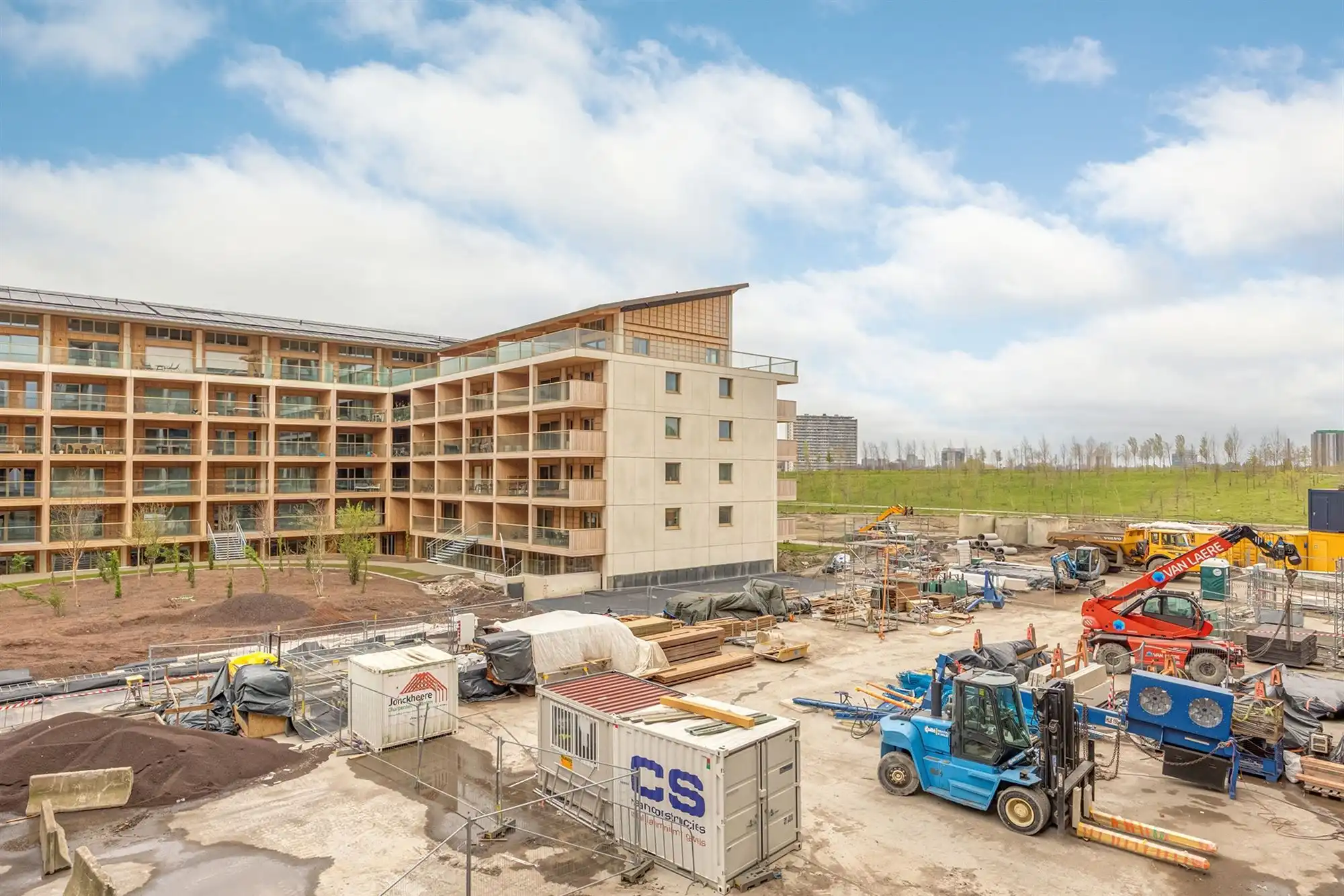 Shigeru Ban: app. met 3 slpkmrs., 2 bank. en 2 terrassen foto 20