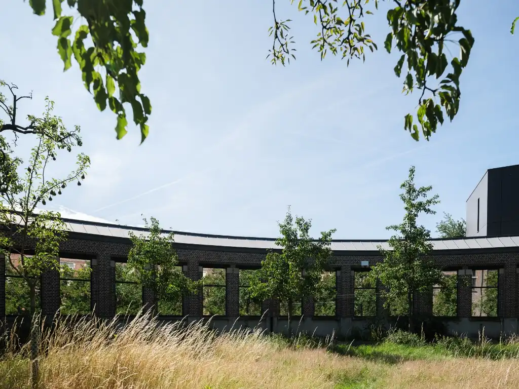 Ruime loft met industrieel karakter en twee terrassen, gelegen op de tweede bouwlijn aan de Lousbergskaai. foto 16