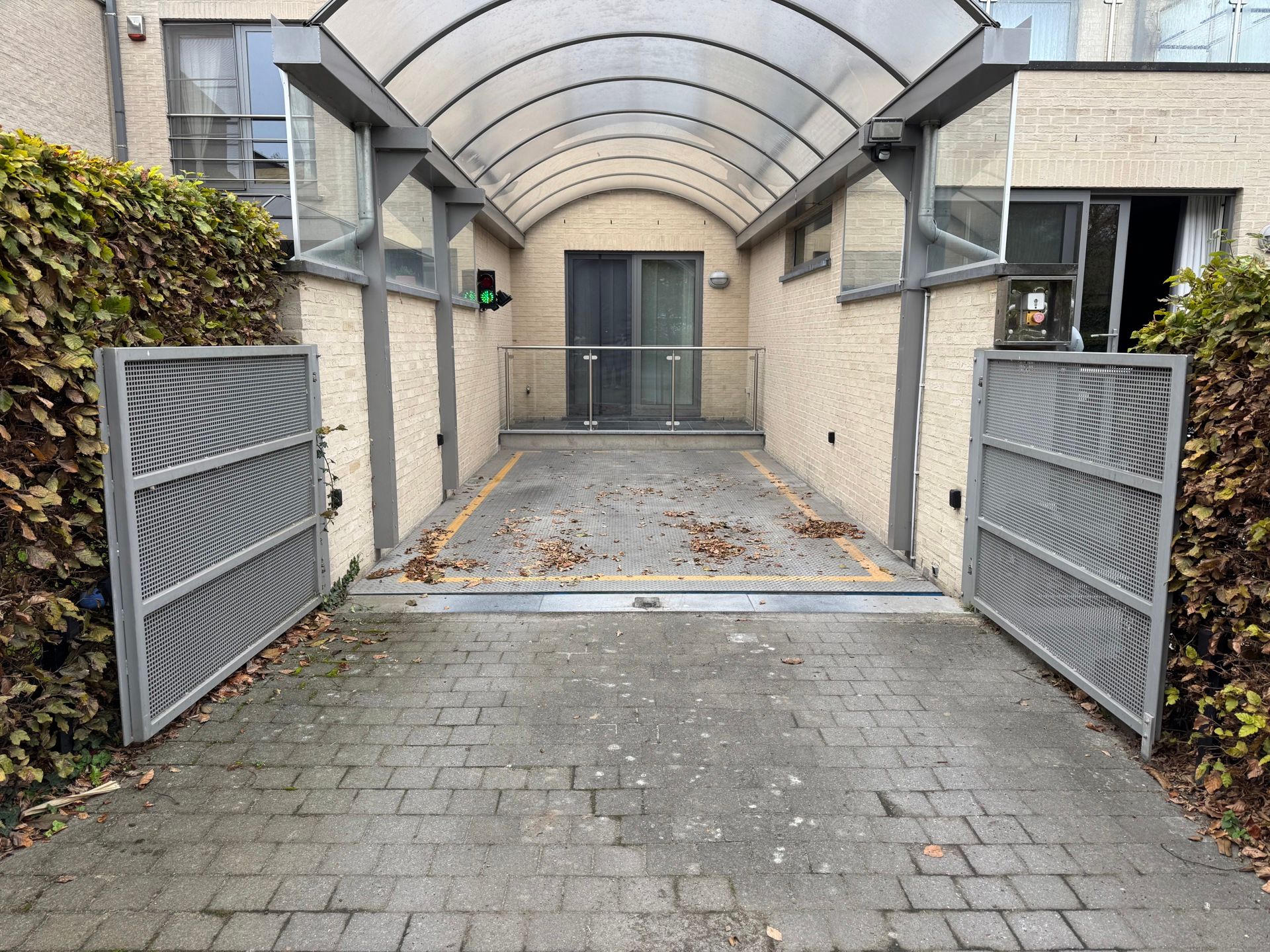 GLV appartement met tuin en ondergrondse parkeerplaats foto 6