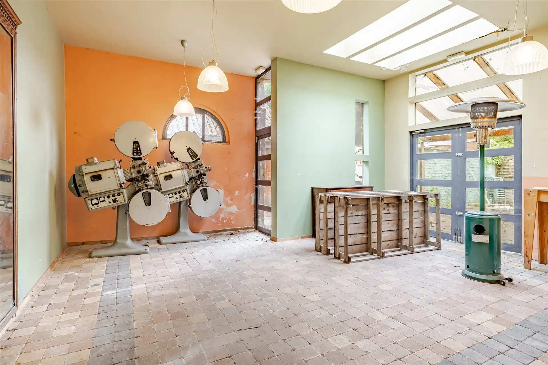 Commercieel handelspand met veel potentieel in hartje Hamme foto 3