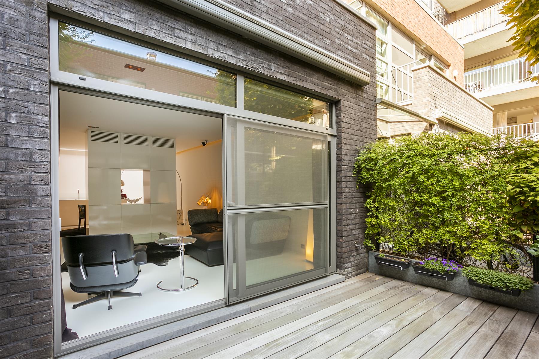 Lichtrijke stadswoning in hartje Zuid met terras foto 6