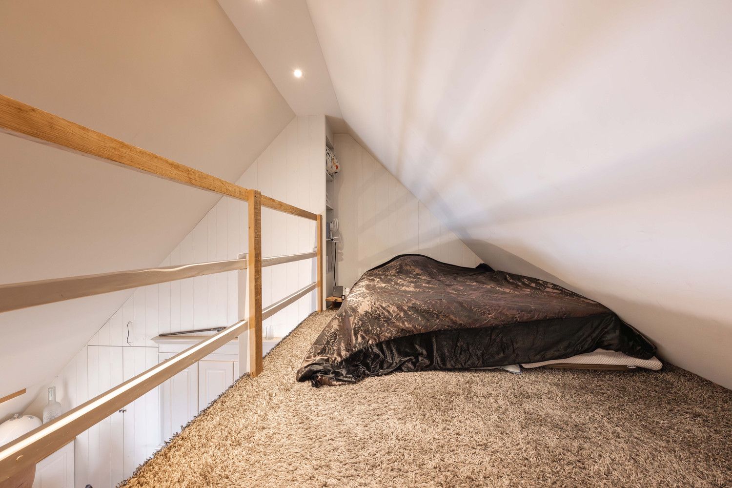 Handelsruimte met woonst te Ruiselede. foto 21