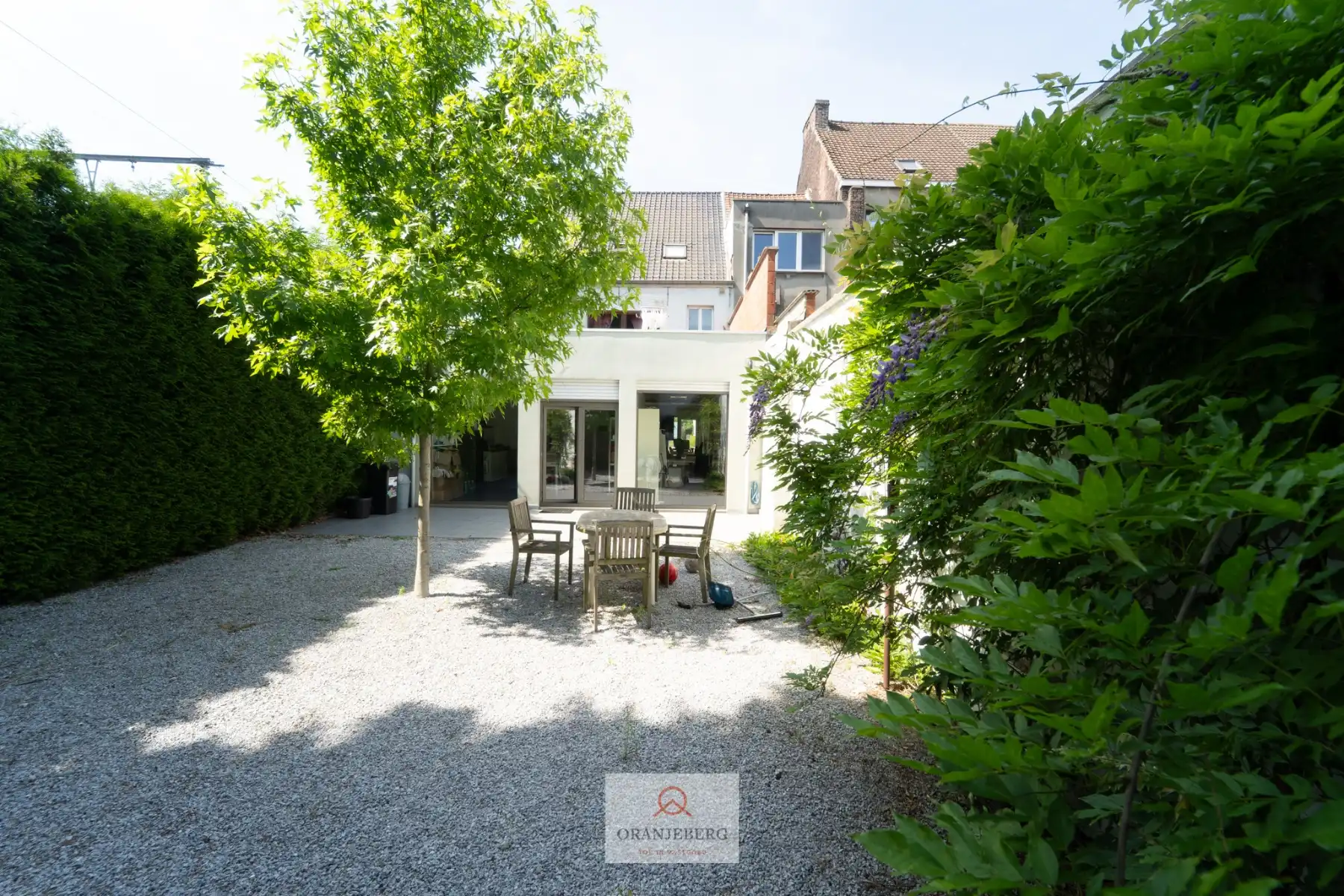 Instapklaar handel/kantoor ruimte met veel visibiliteit foto 14