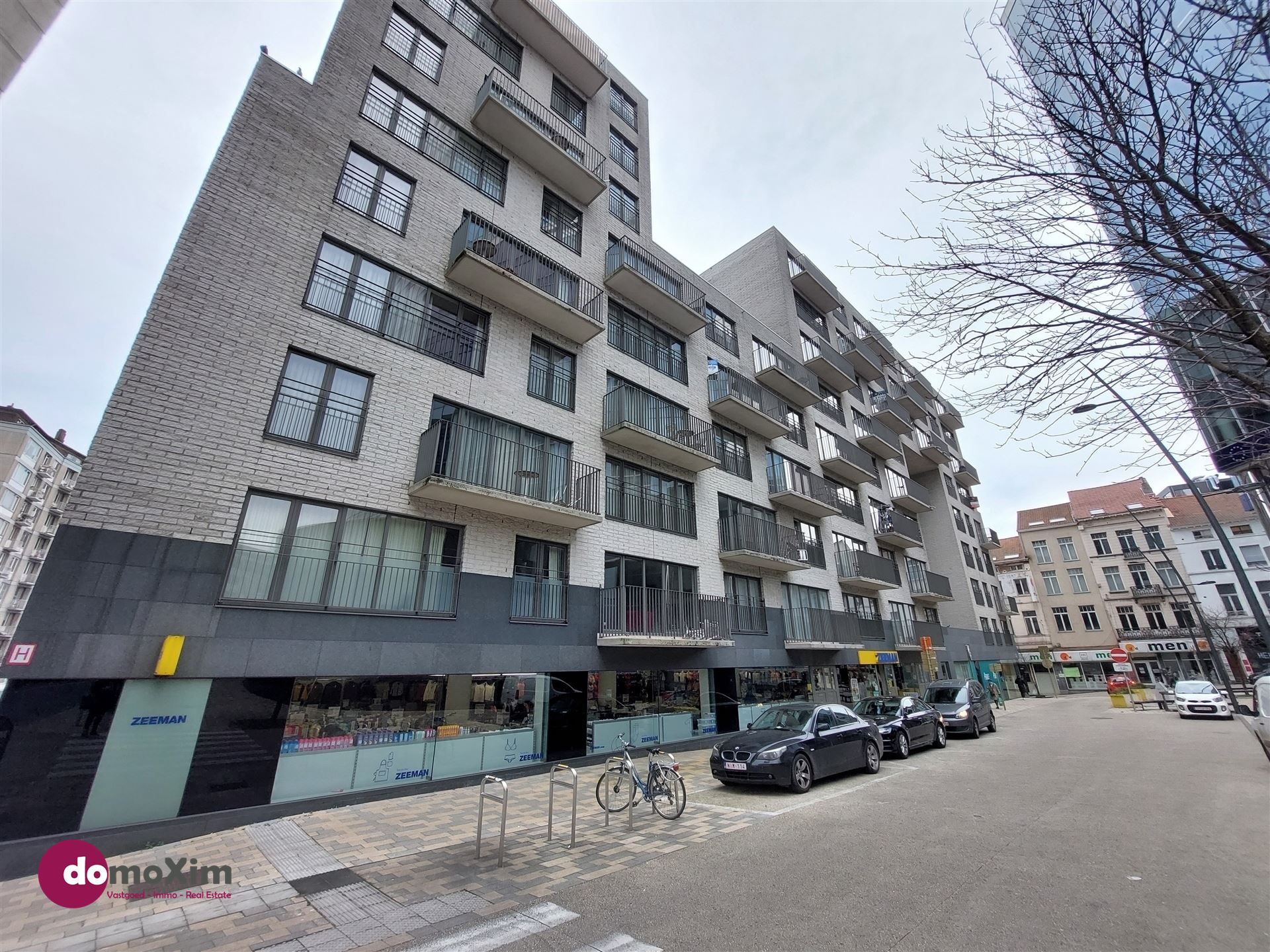 Parkeerplaats nabij de Europese Commissie foto 2