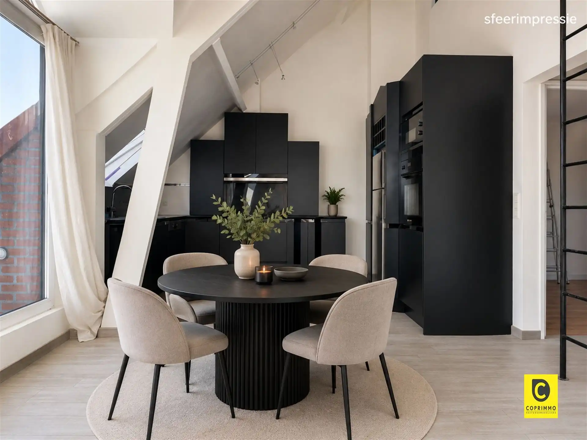 Uniek dakappartement met groot terras foto 3