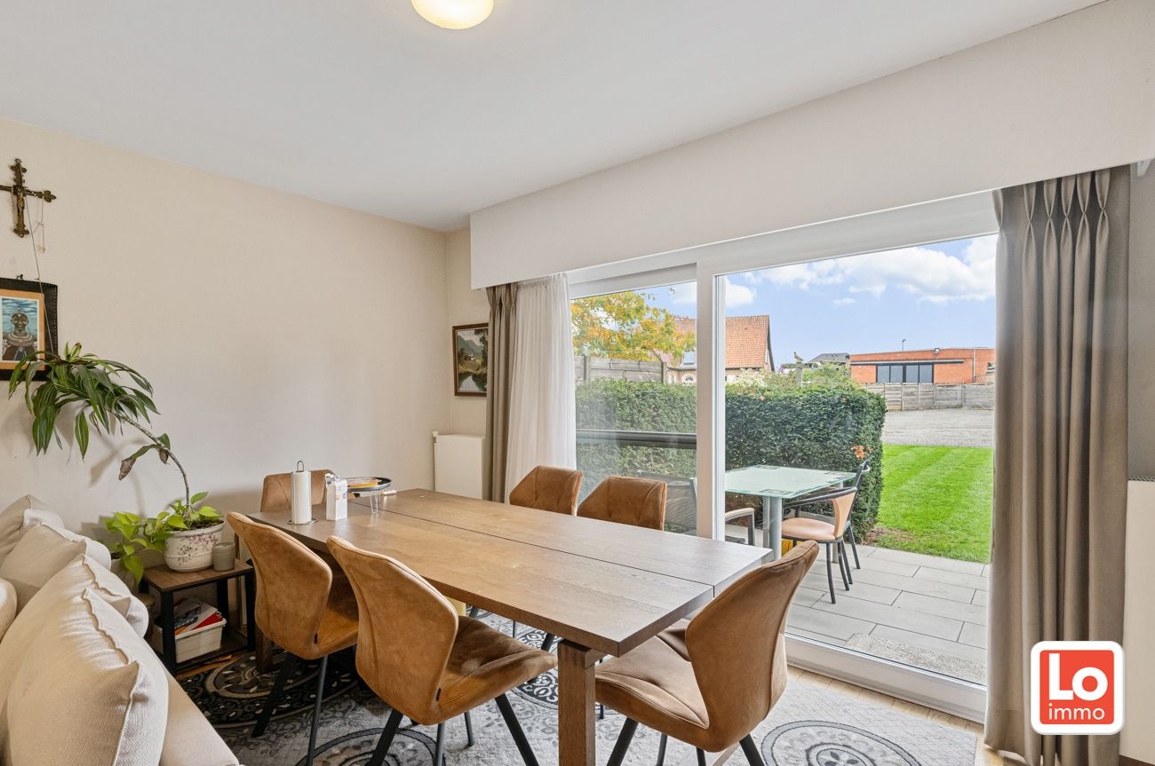 Instap klaar gelijkvloers appartement met garage in het hartje van Lochristi! foto 3