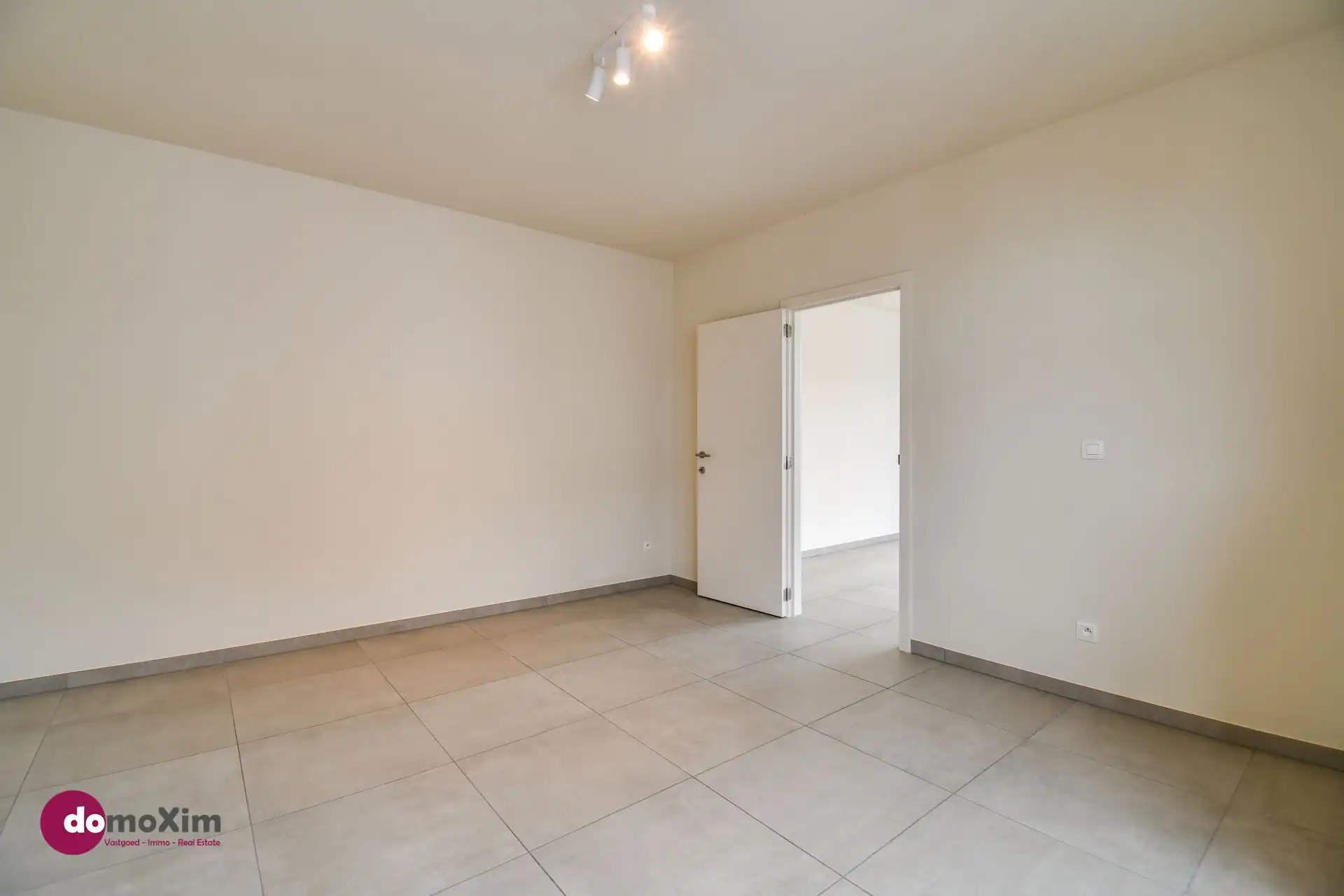 Opbrengsteigendom met 3 appartementen en handelsruimte in het centrum van Mechelen foto 17