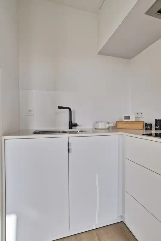 Lichtrijke studio op enkele meters van de zeedijk foto 3