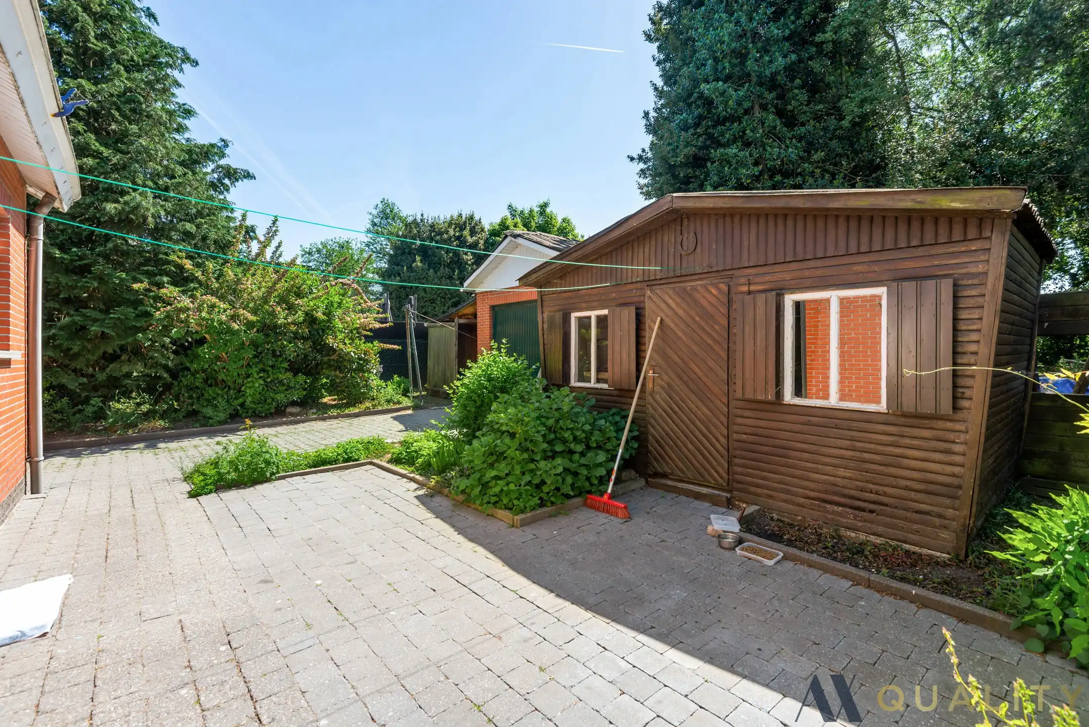 Te Renoveren Bungalow op Ruim Perceel foto 9