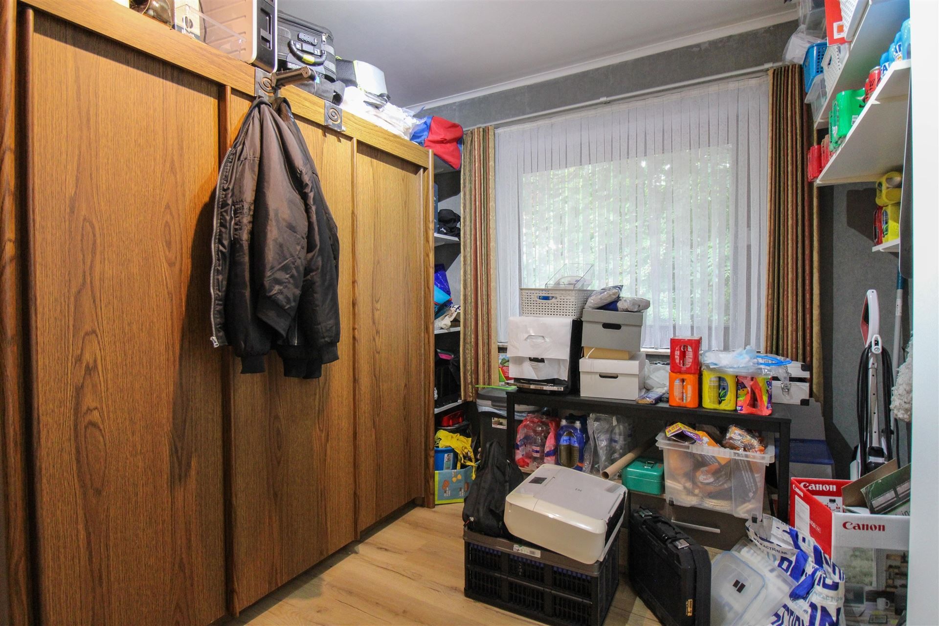 Opbrengsteigendom met 2 verhuurde eenheden op toplocatie in Maasmechelen! foto 7