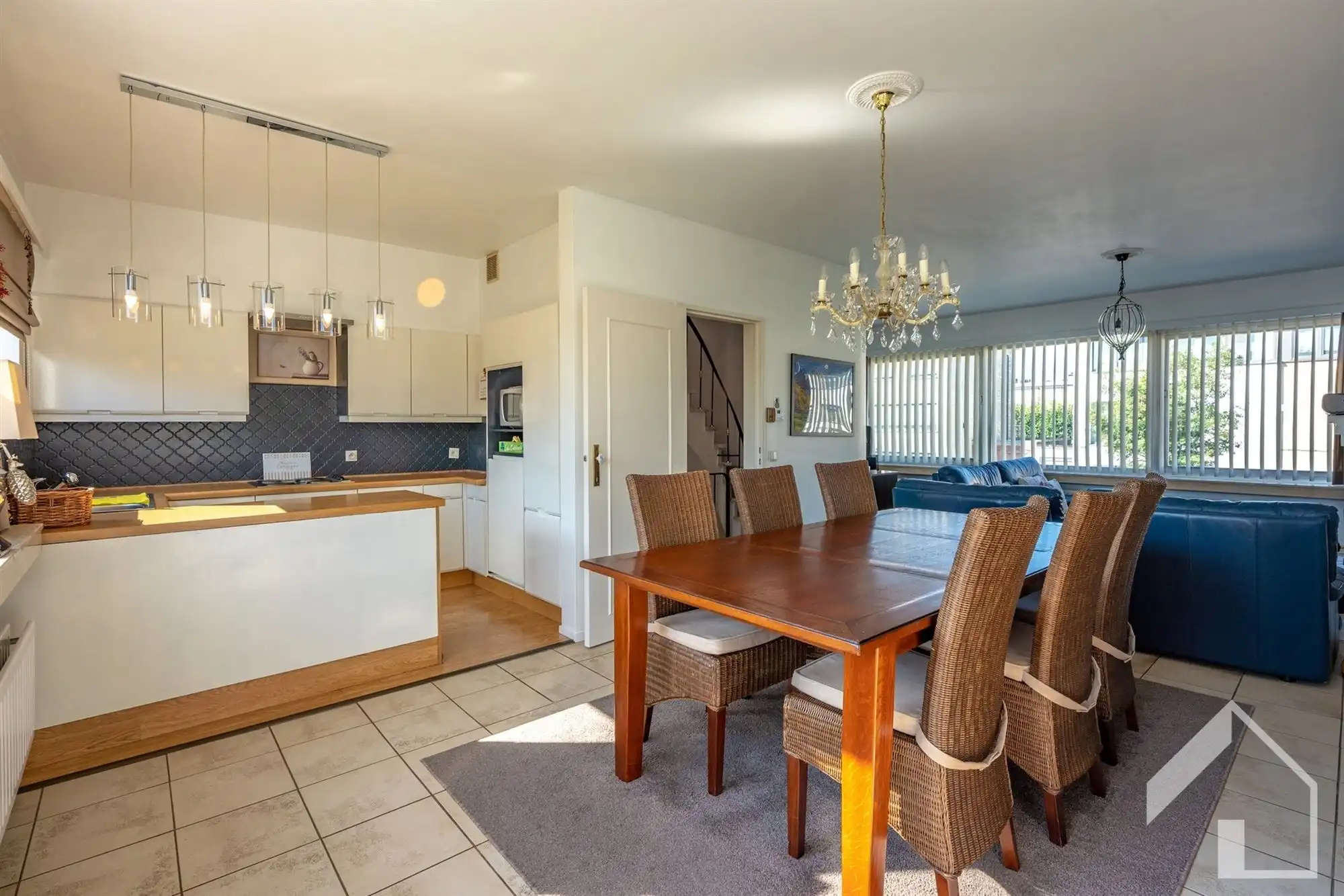 Bel-etage met 3 slaapkamers, tuin, terras en veel privacy foto 2