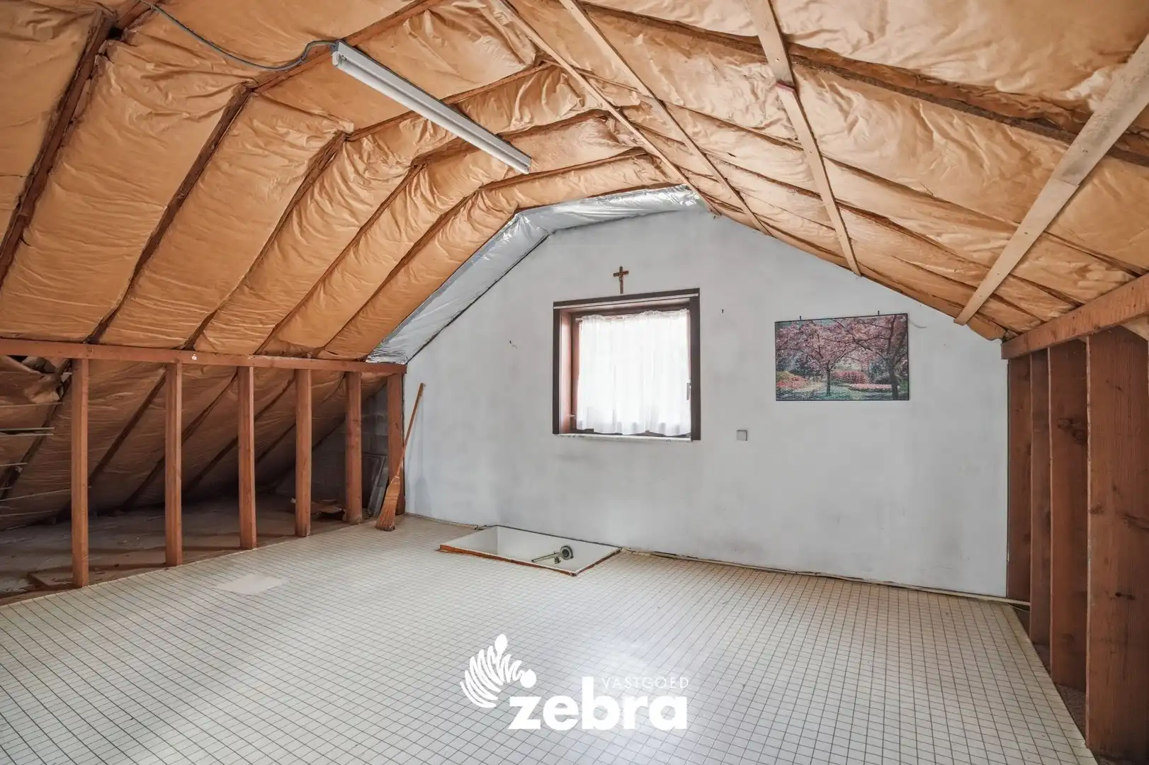 Op te frissen open bebouwing met zonnige tuin in Moorslede! foto 20