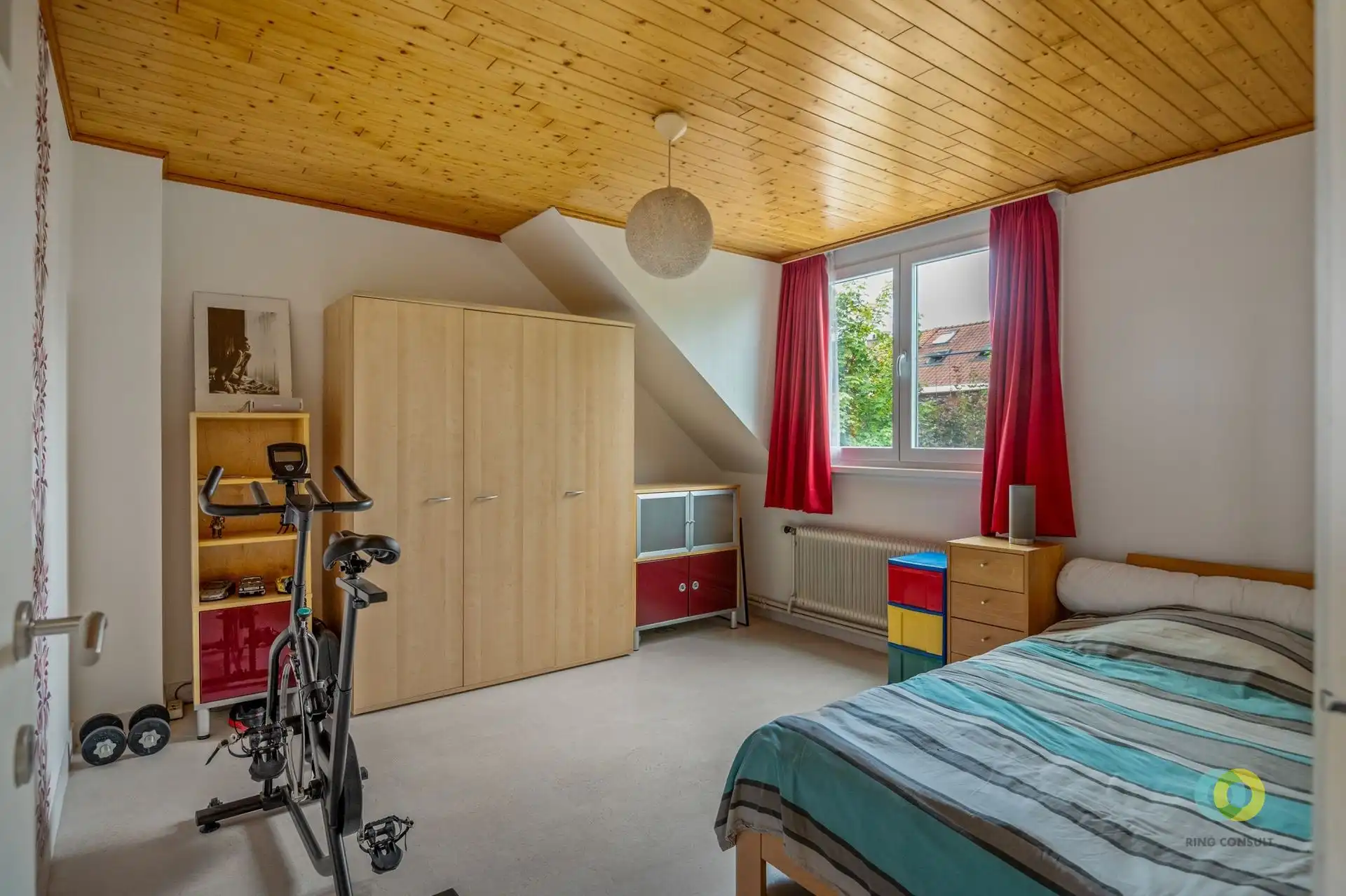 Instapklare bel-etage met 3 slaapkamers, tuin, garage en EPC C te Koningslo foto 10