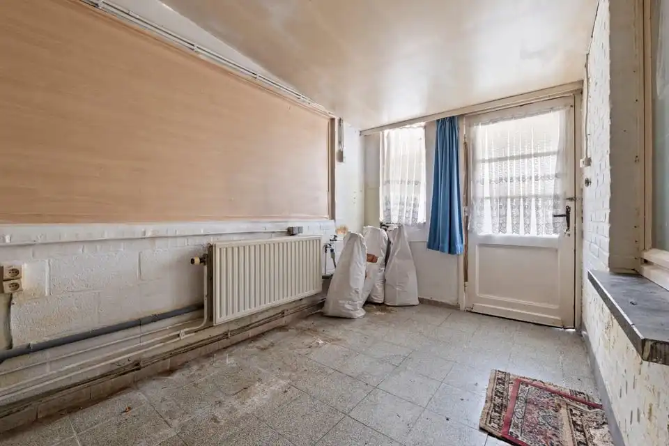 TE RENOVEREN WONING MET TUIN IN HEERS foto 15