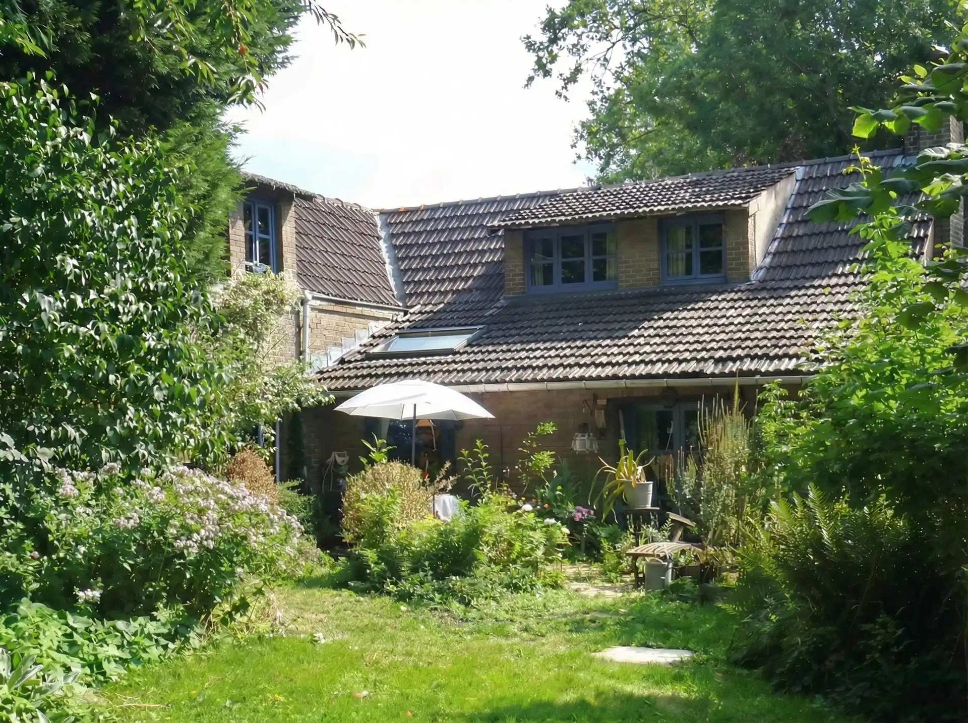 Af te breken woning op een unieke locatie foto 5