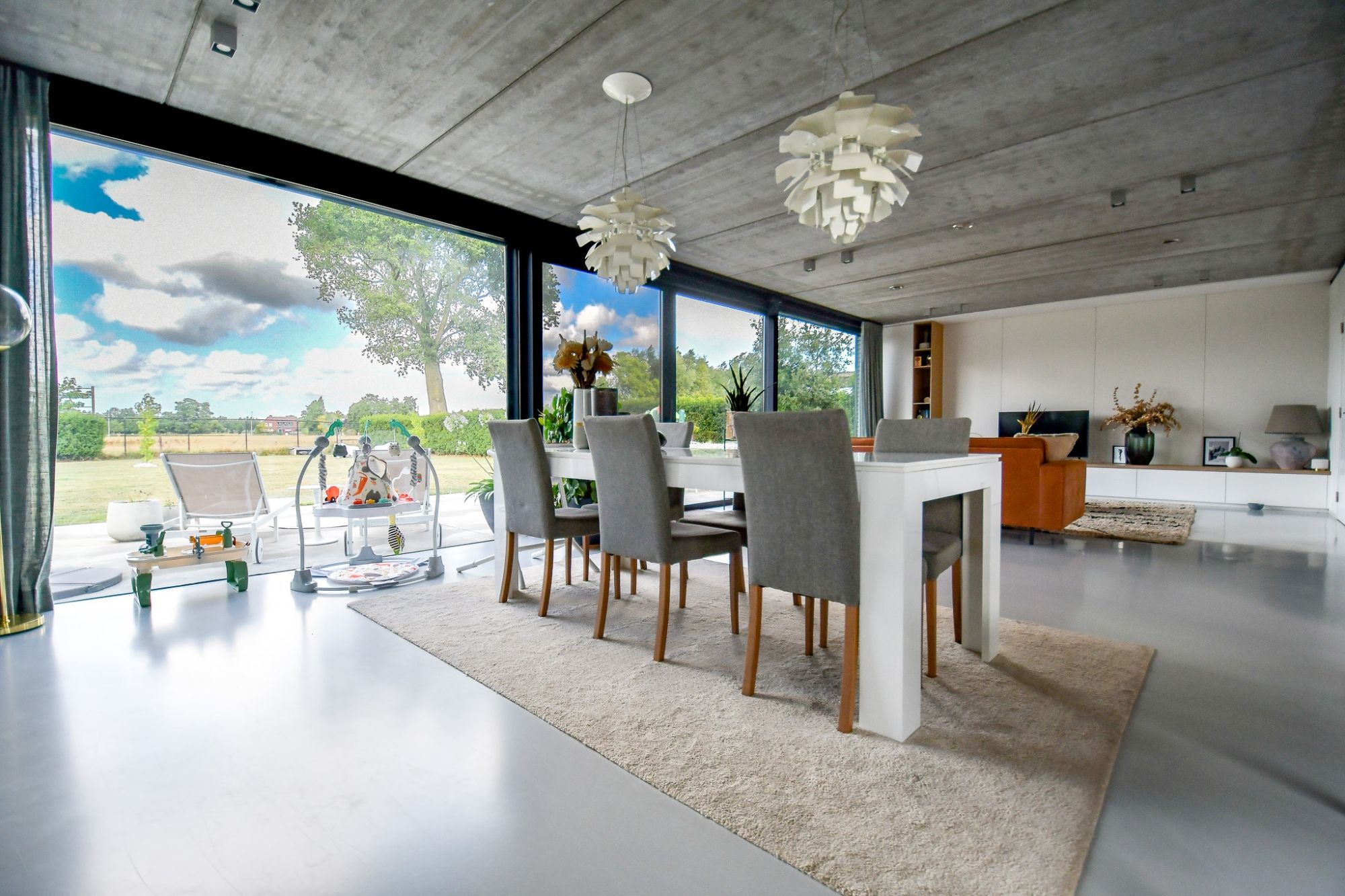 BEZOEKMOMENT ZATERDAG 09/08 VAN 9U TOT 10U30 | Rustig & landelijk gelegen architecturale villa op 1.166m² foto 9